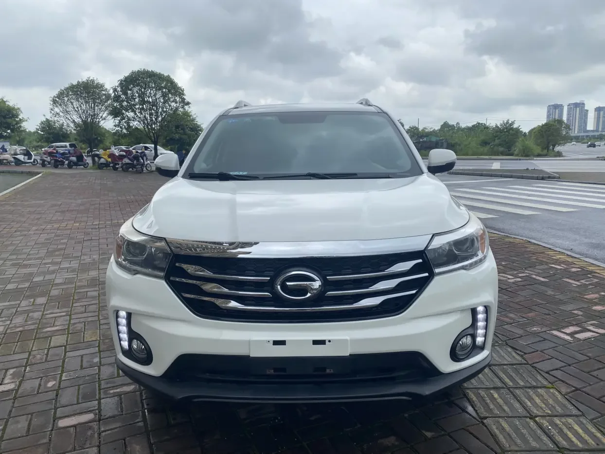GAC Trumpchi GS4