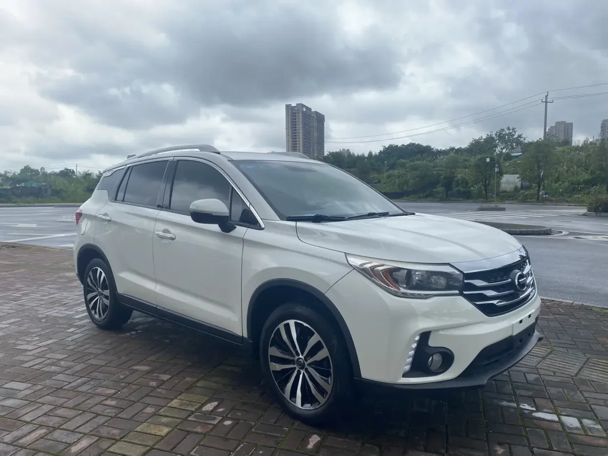 GAC Trumpchi GS4