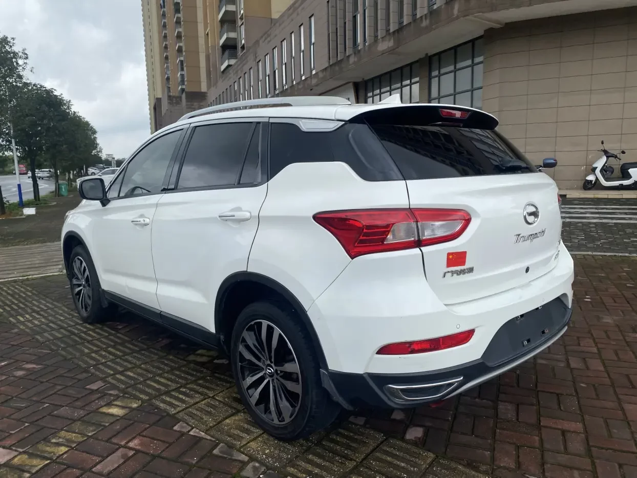 GAC Trumpchi GS4