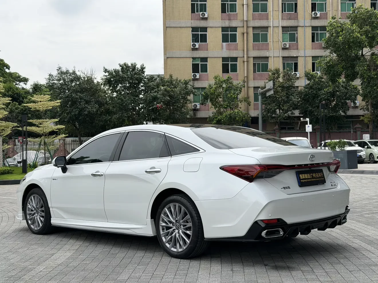 Toyota Avalon