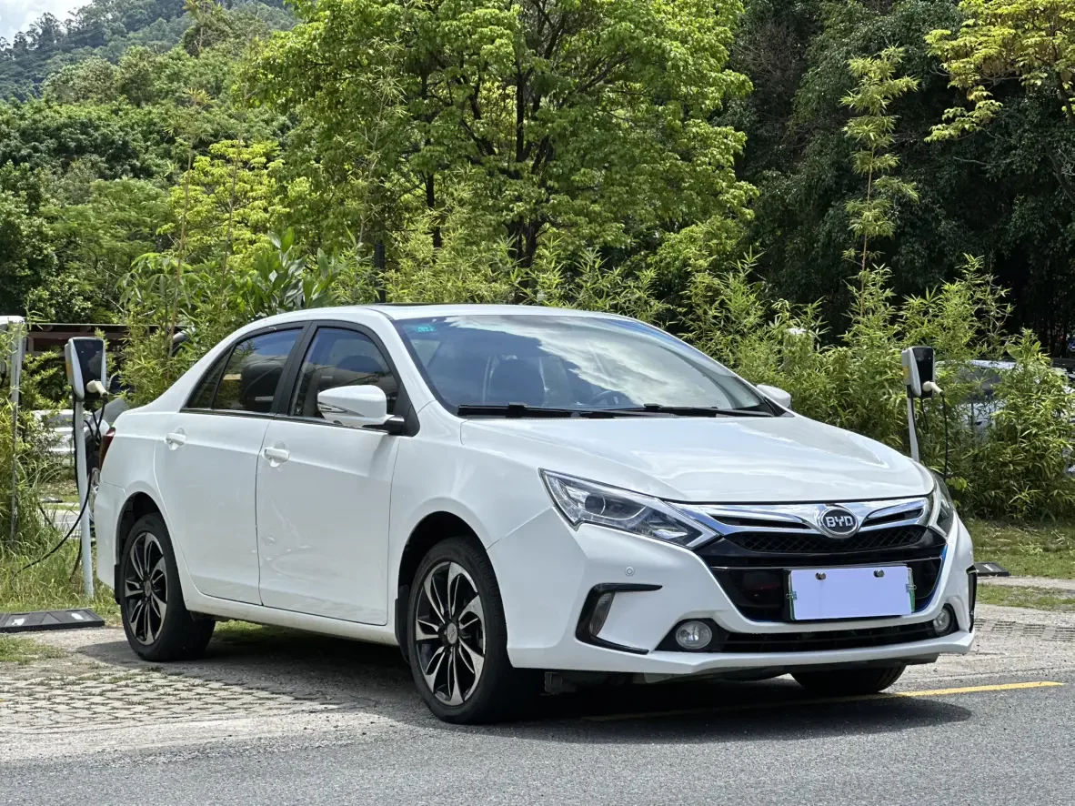 BYD Qin DM