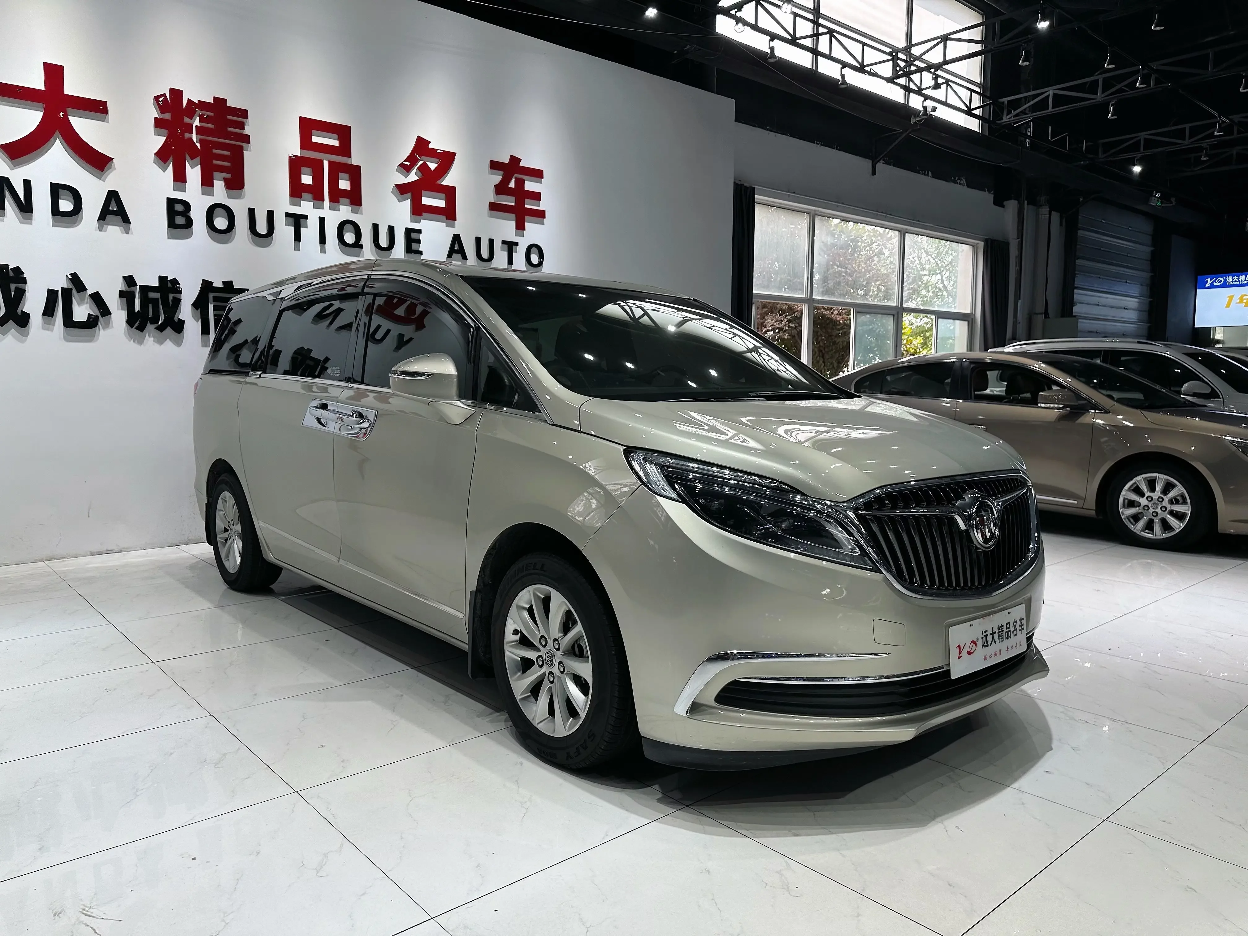 Buick GL8