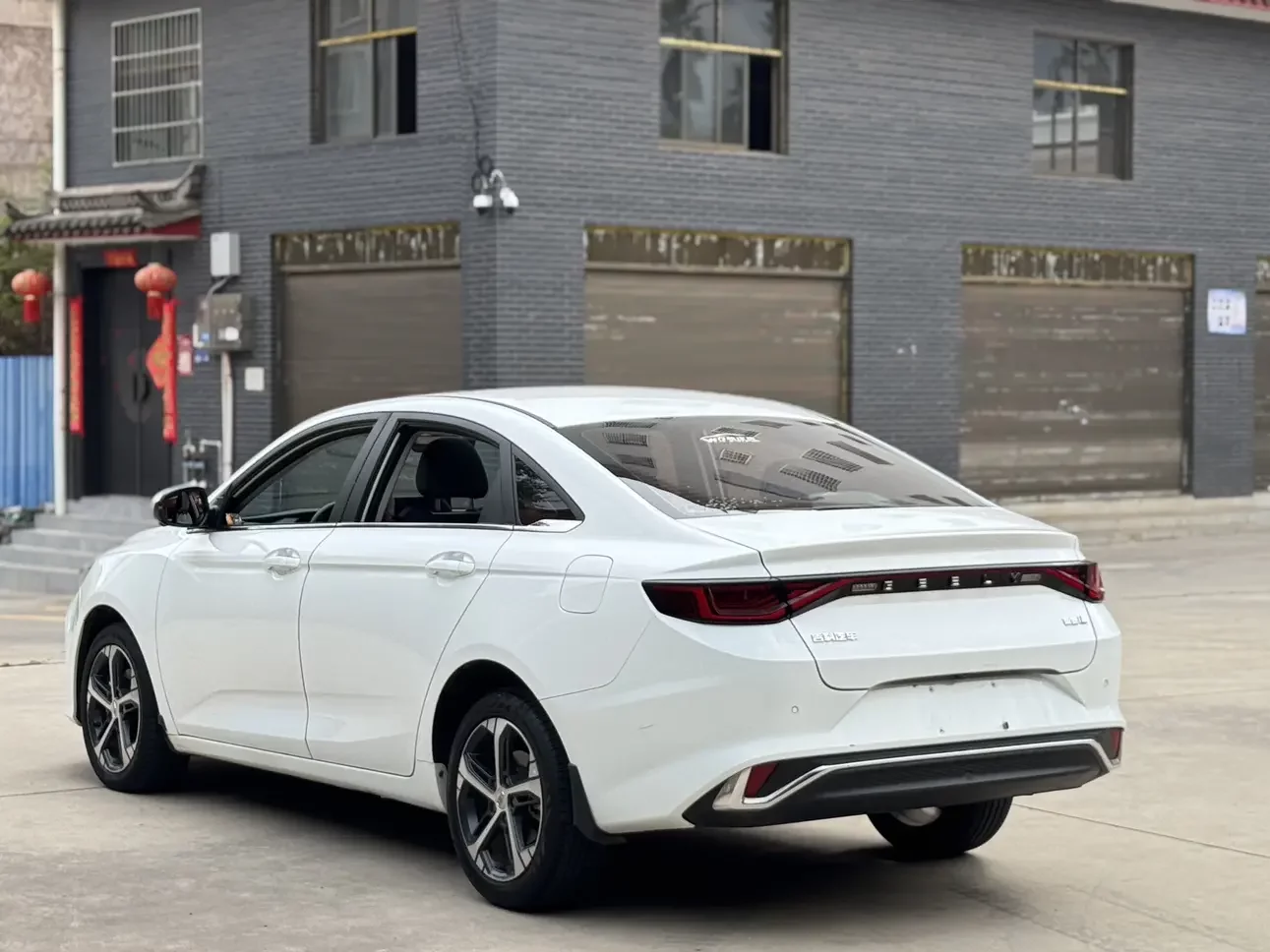 Geely Emgrand L