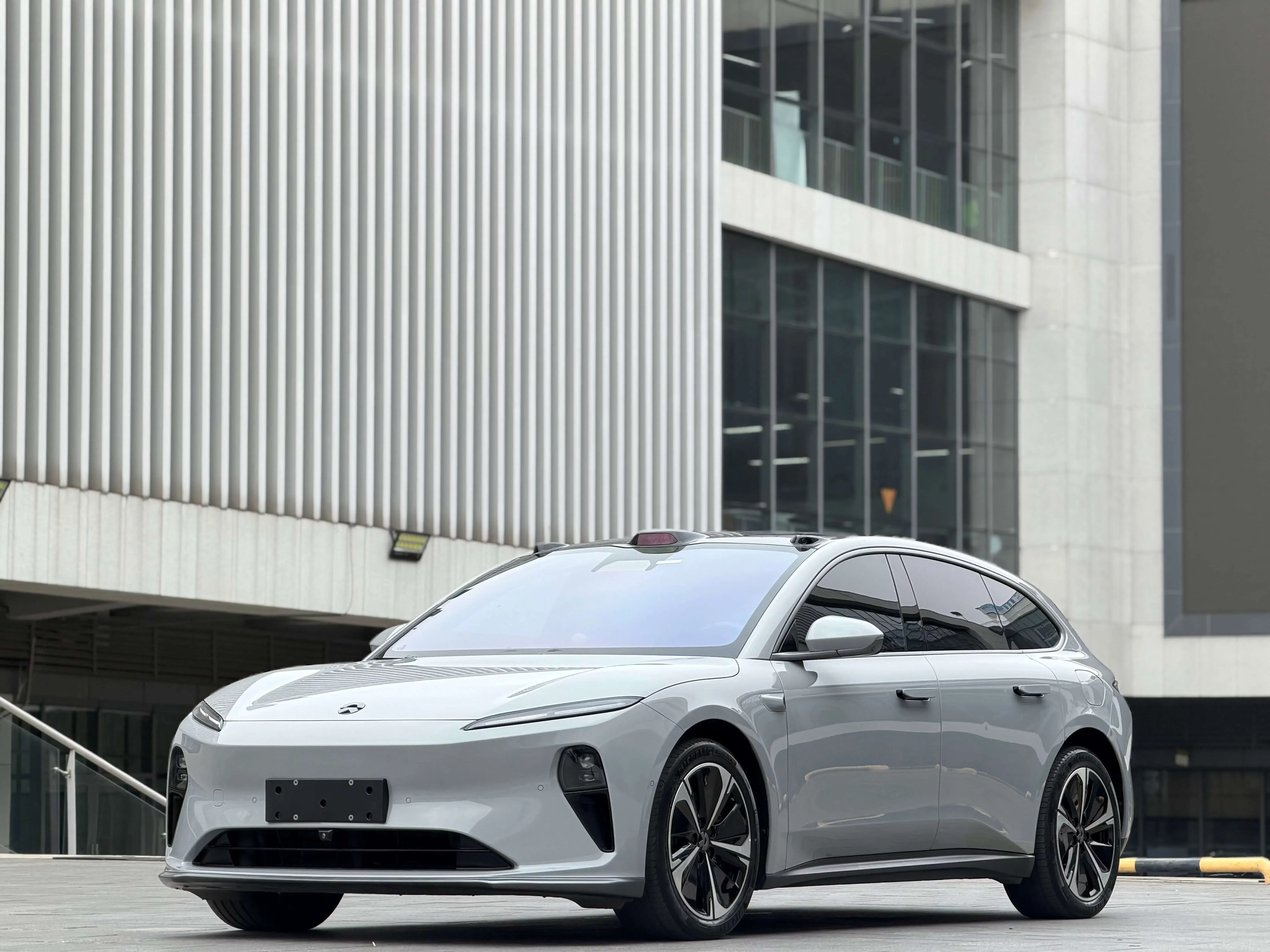NIO ET5T