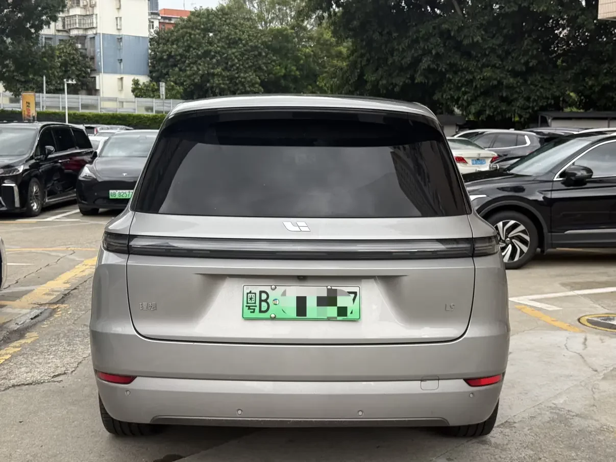 Lixiang L9