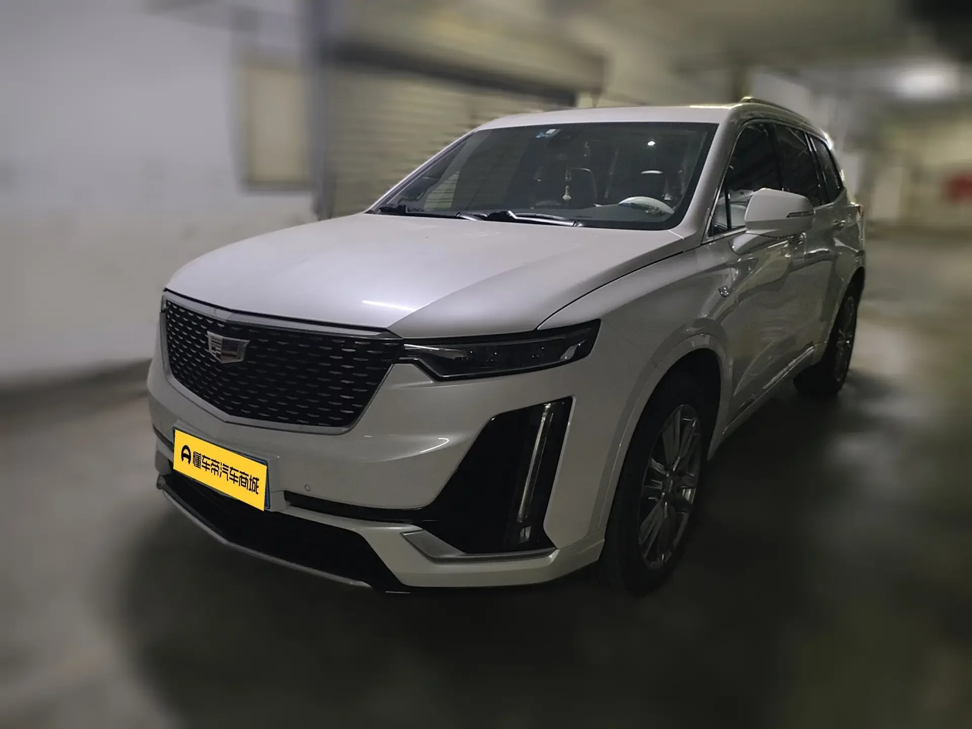 Cadillac XT6