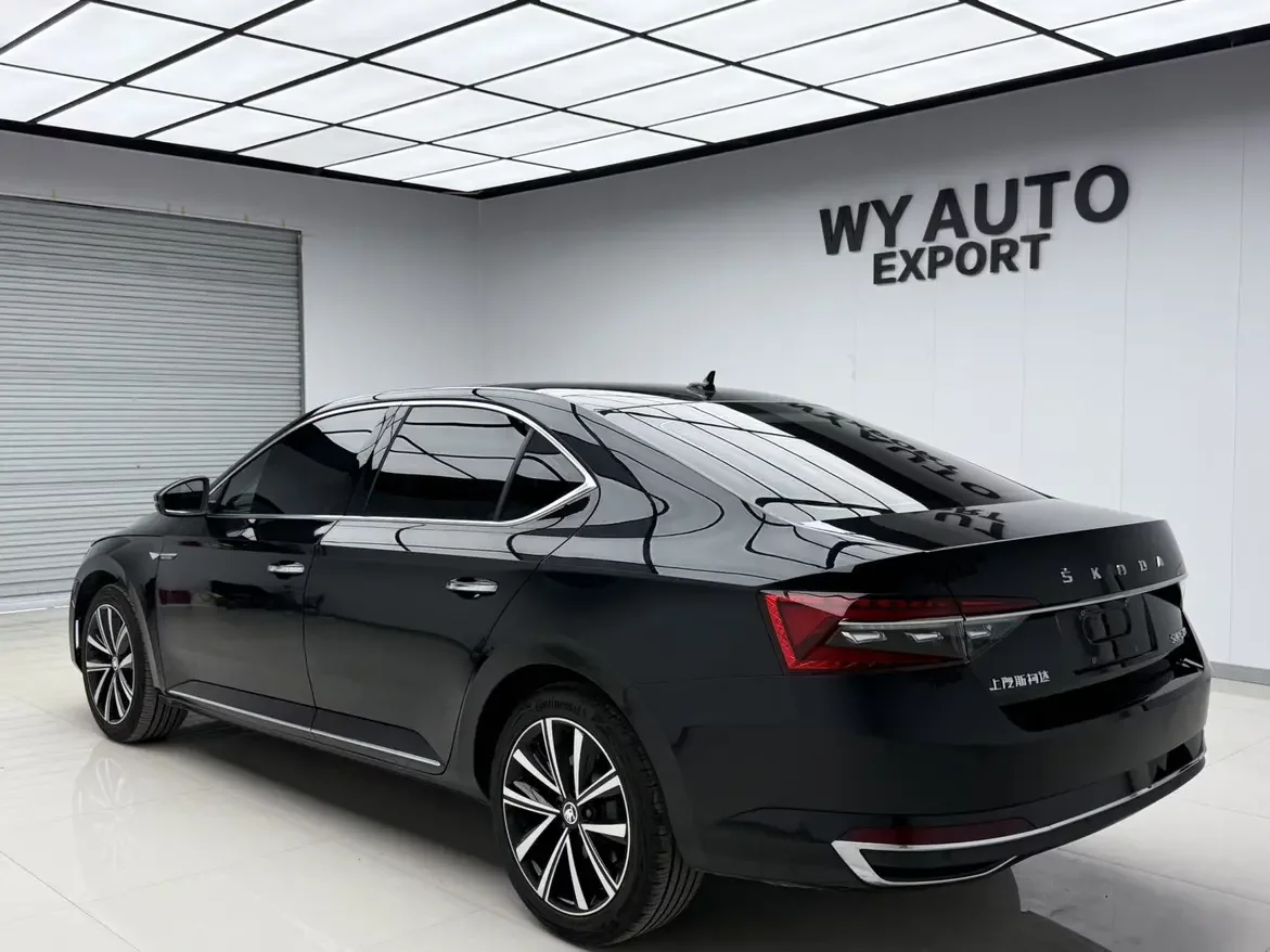 Skoda SuperB