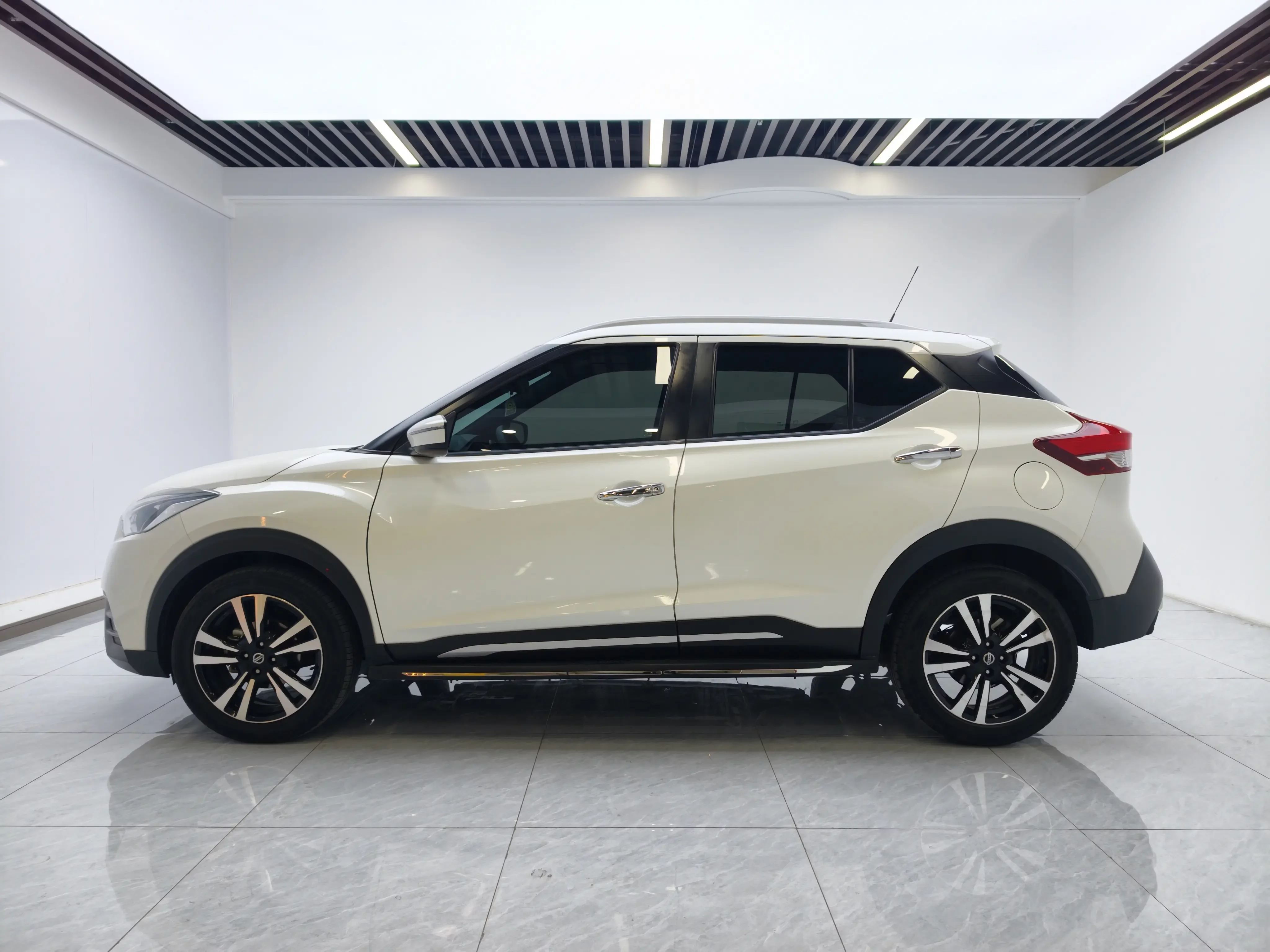 Nissan Jinke