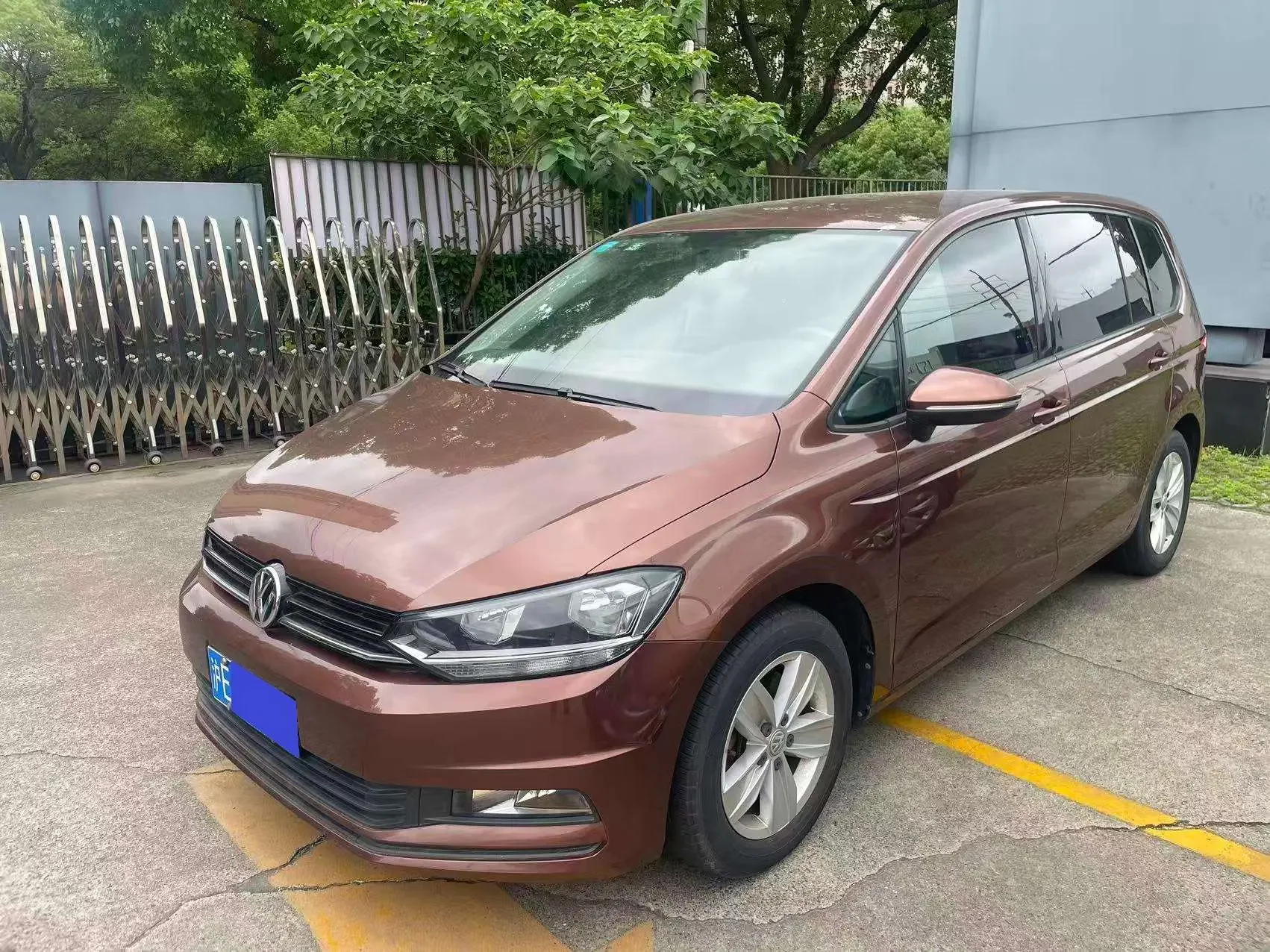 Volkswagen Touran L