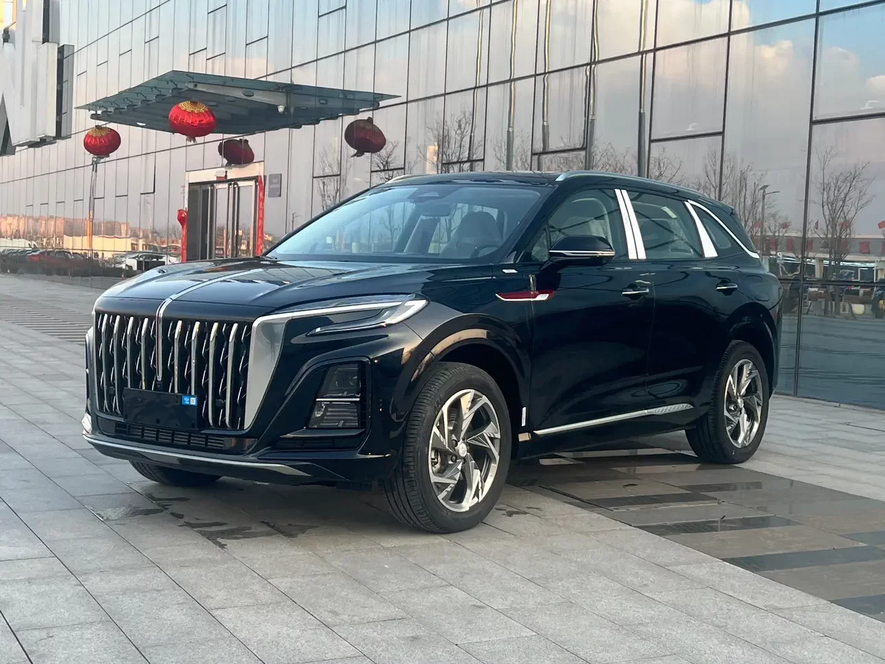 Hongqi HS3