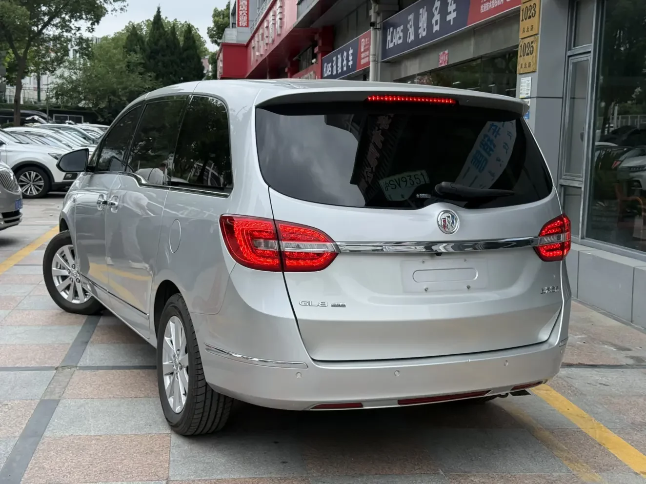 Buick GL8