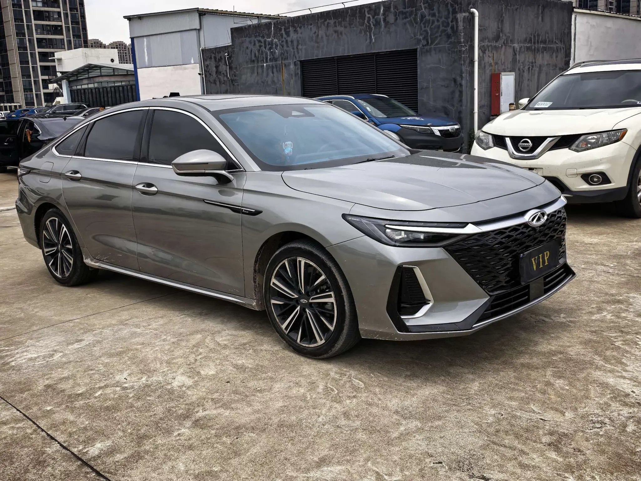 Chery Arrizo 8