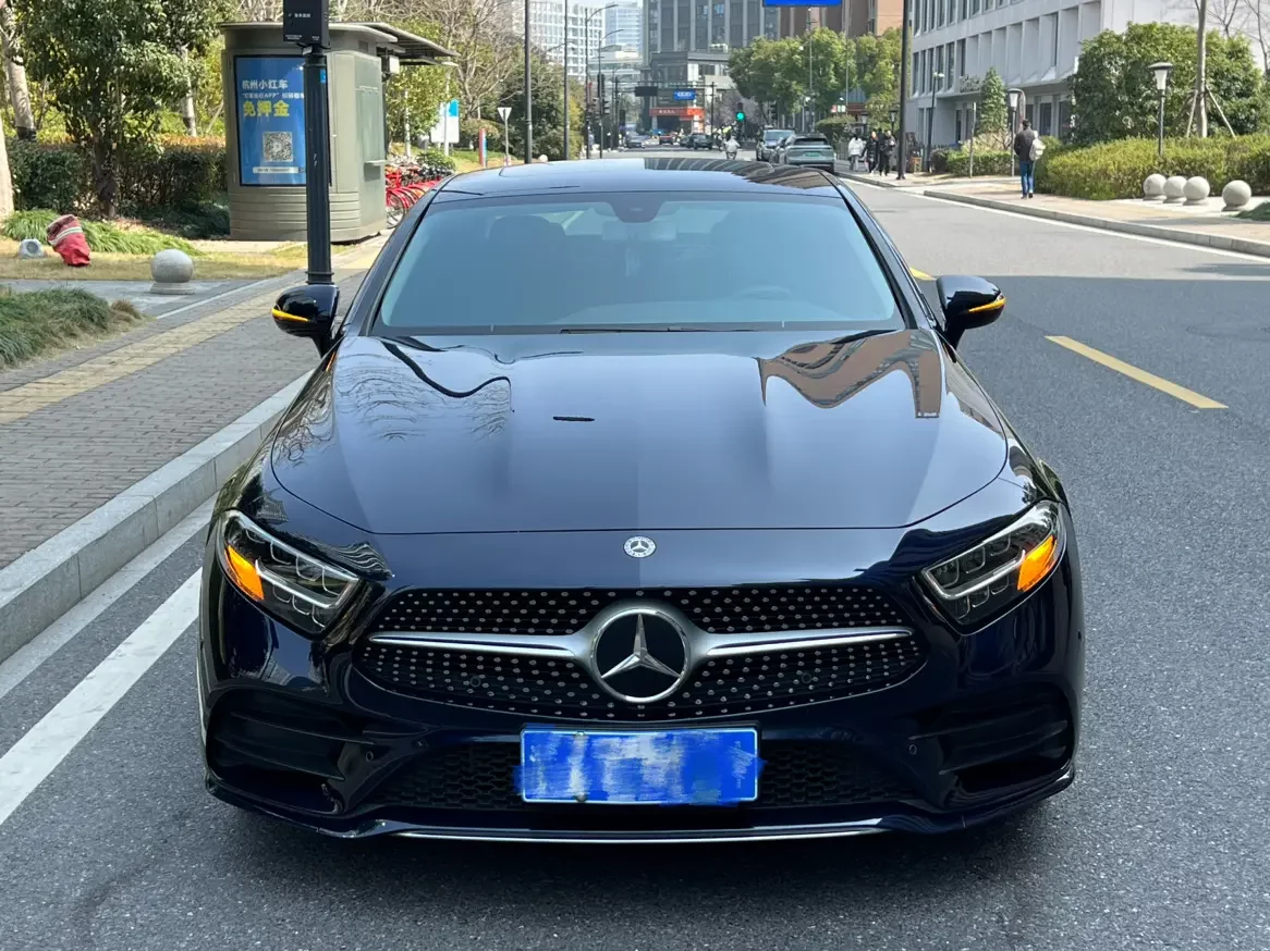 Mercedes-Benz CLS