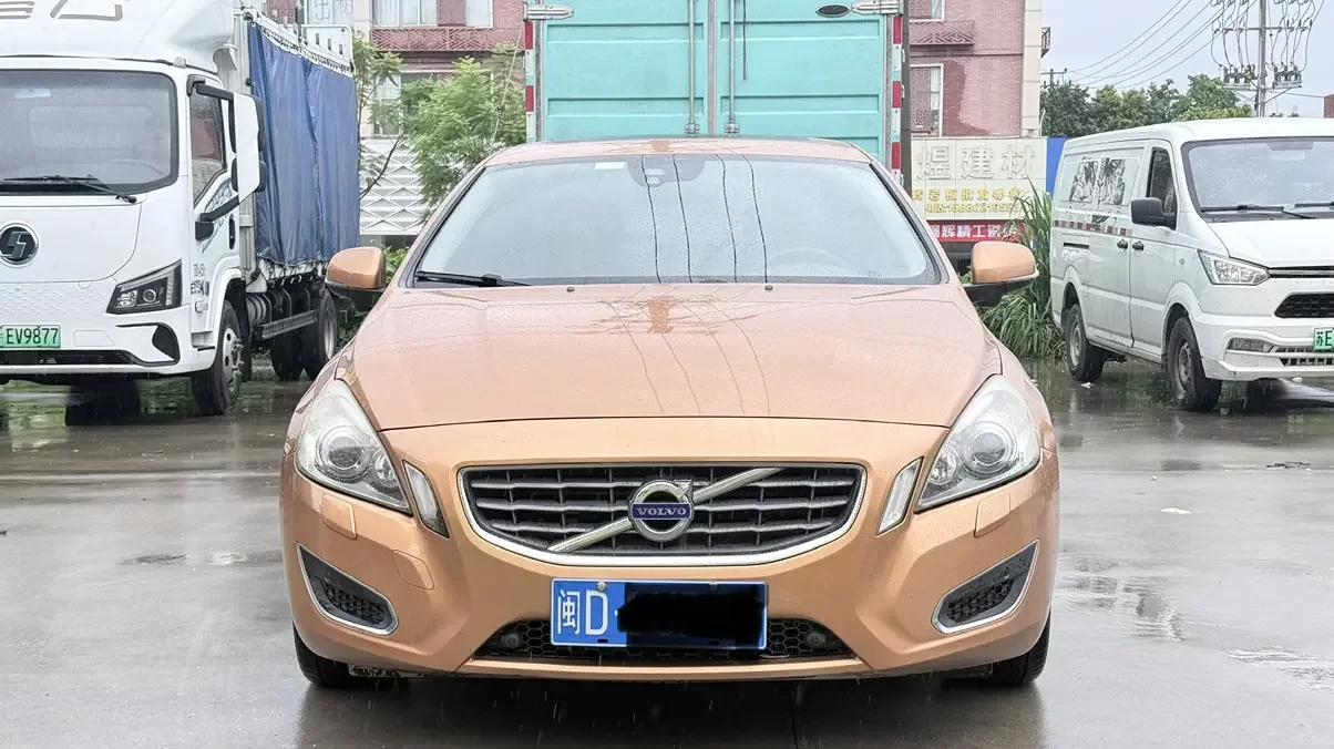 Volvo S60