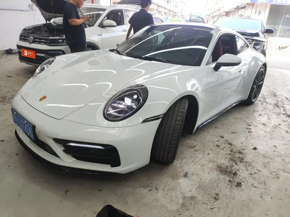 Porsche 911