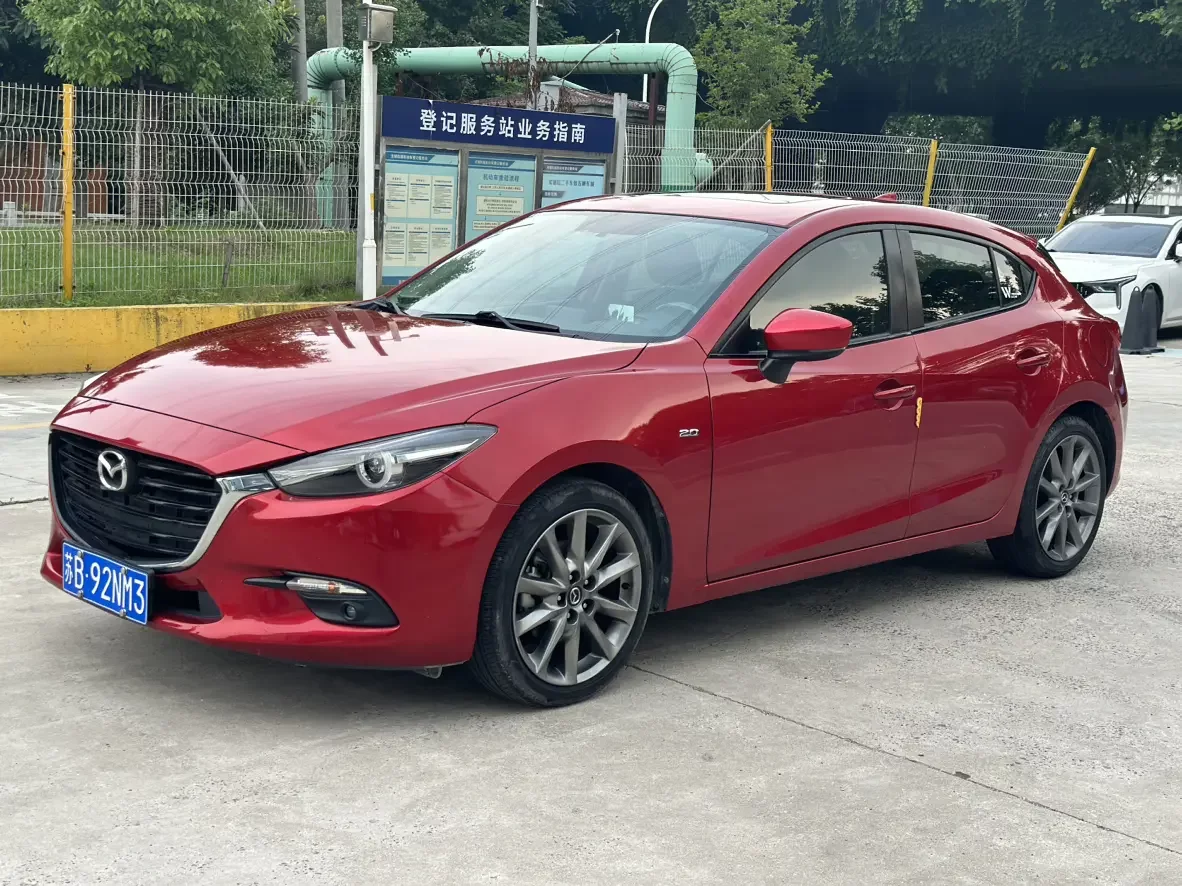Mazda Axela