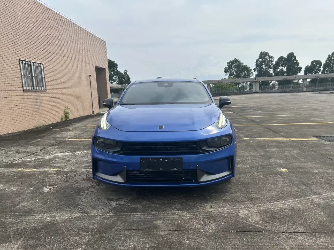Lynk & Co 03