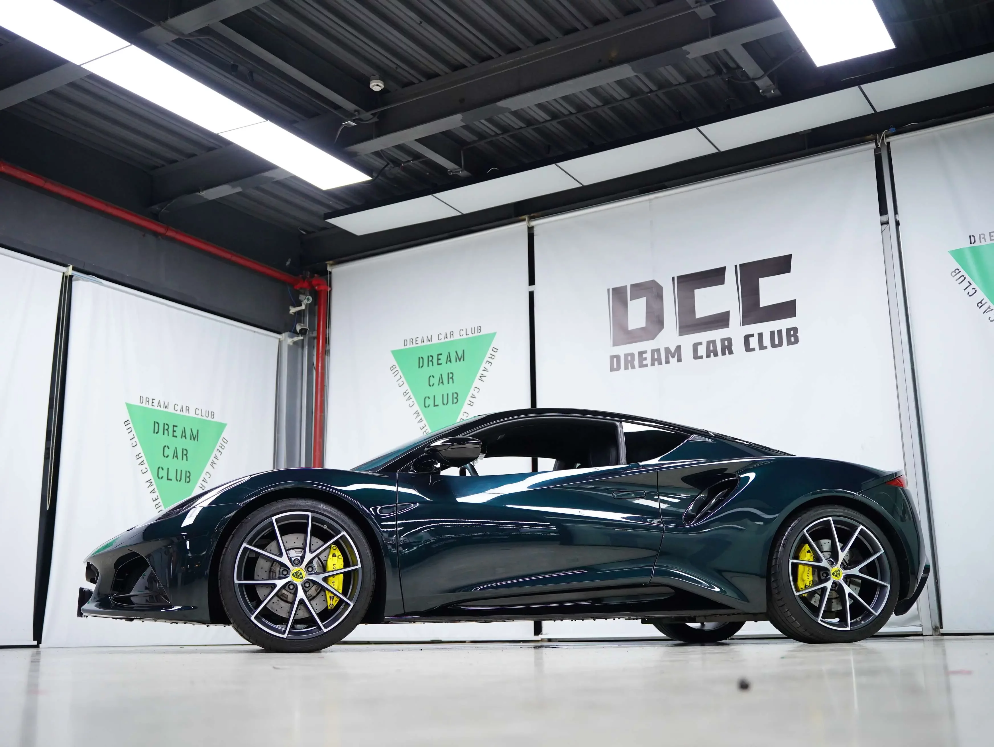Lotus Emira