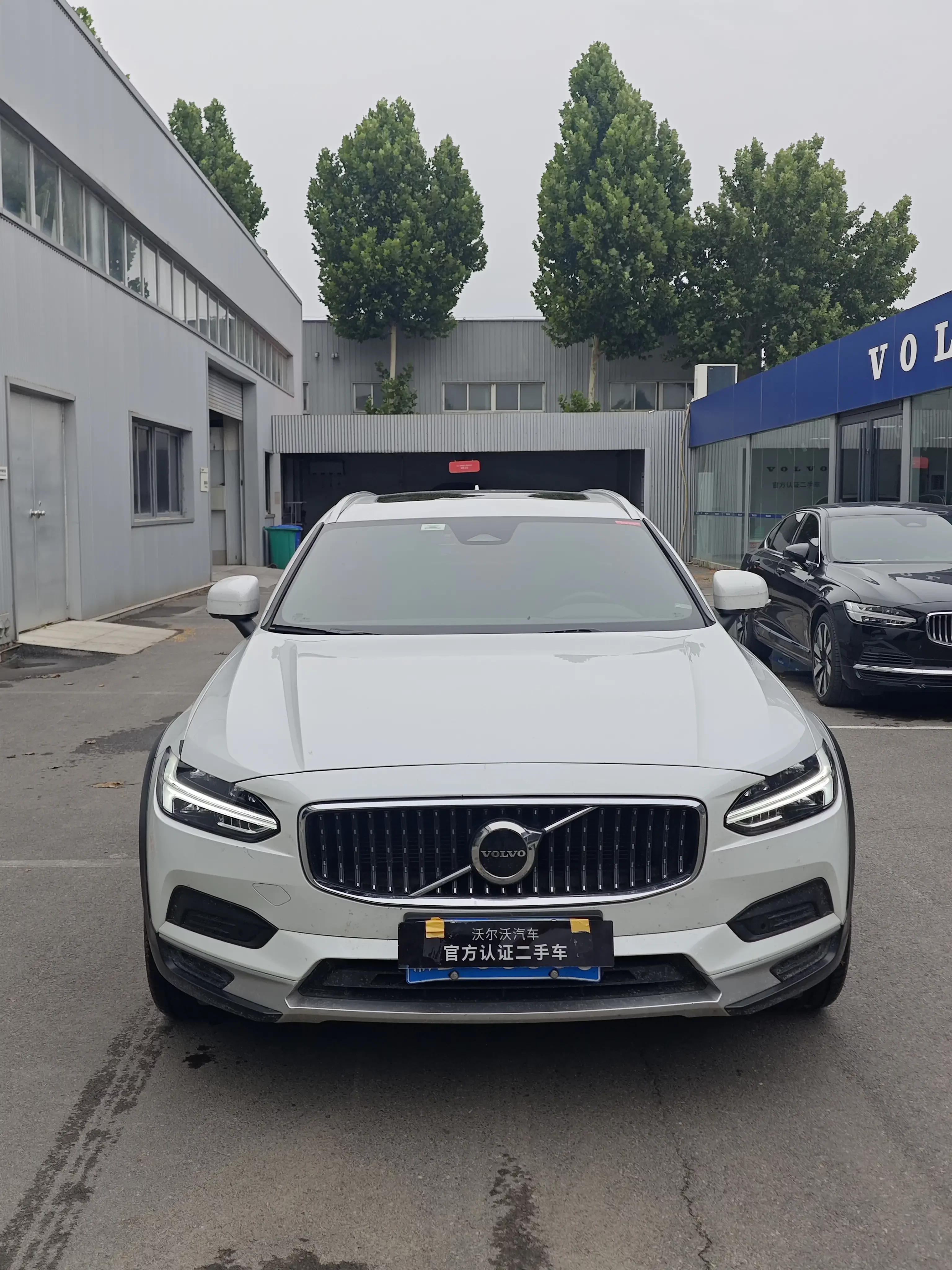 Volvo V90