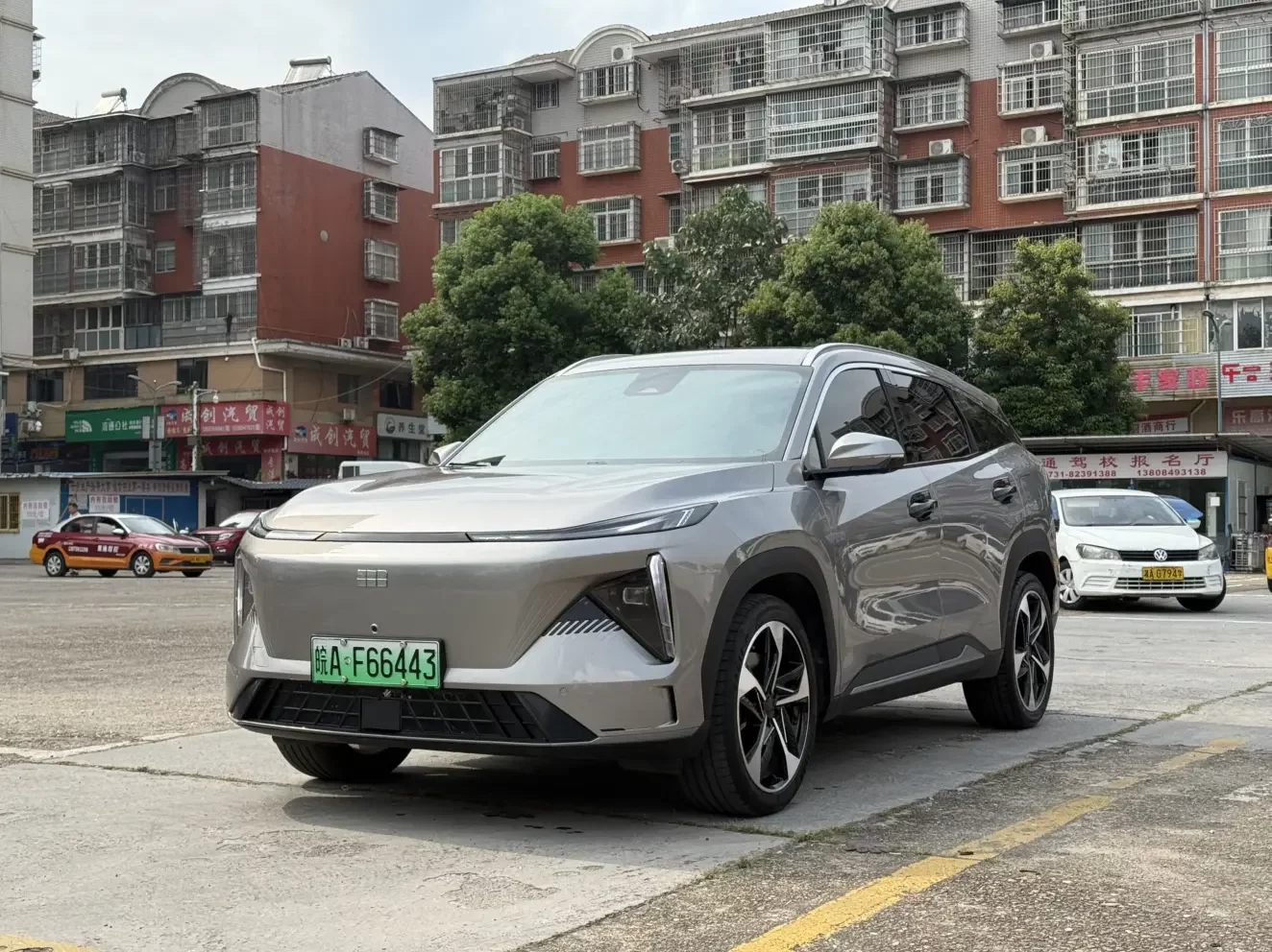 Geely Galaxy L7  из Китая