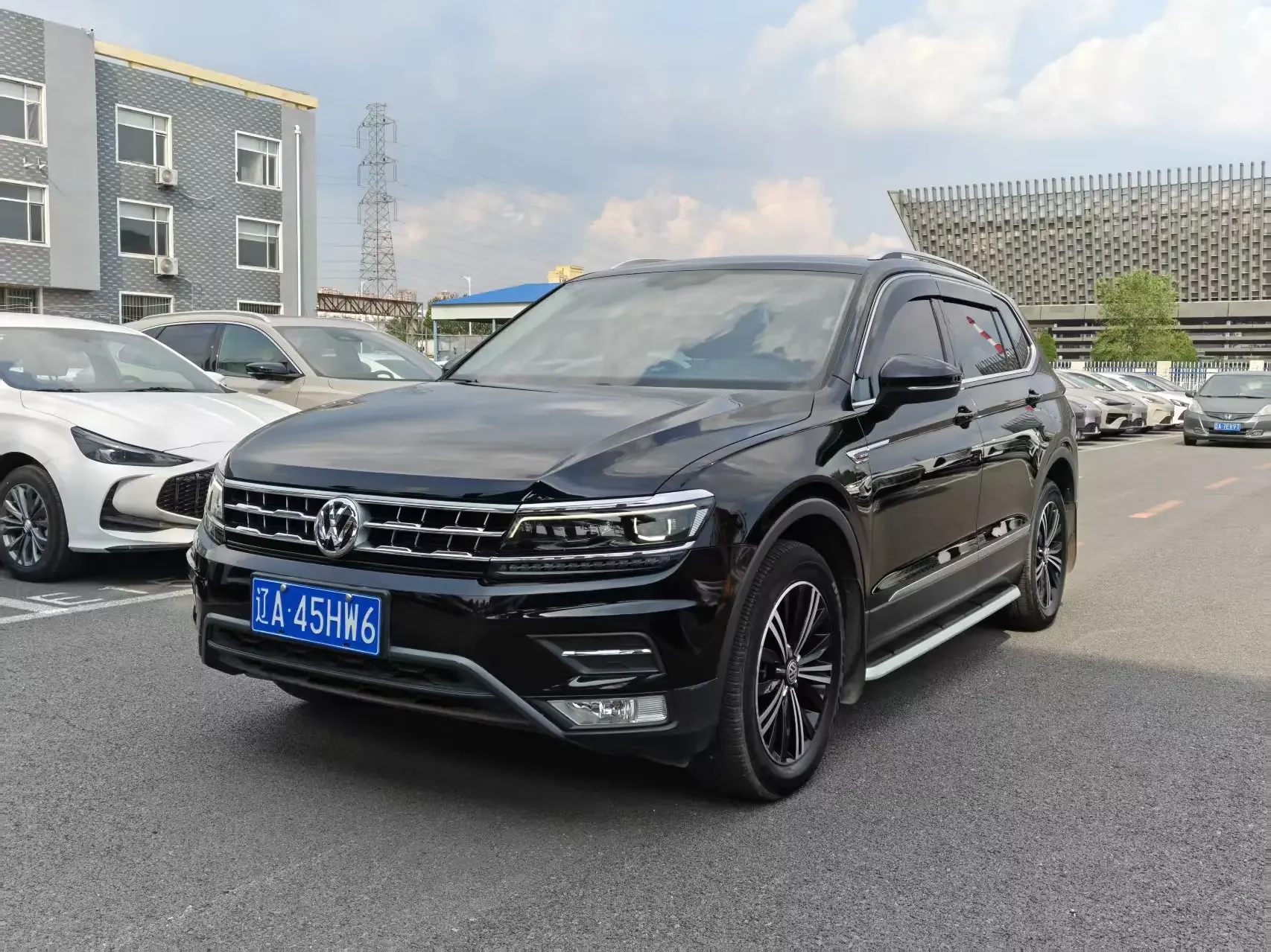 Volkswagen Tiguan L
