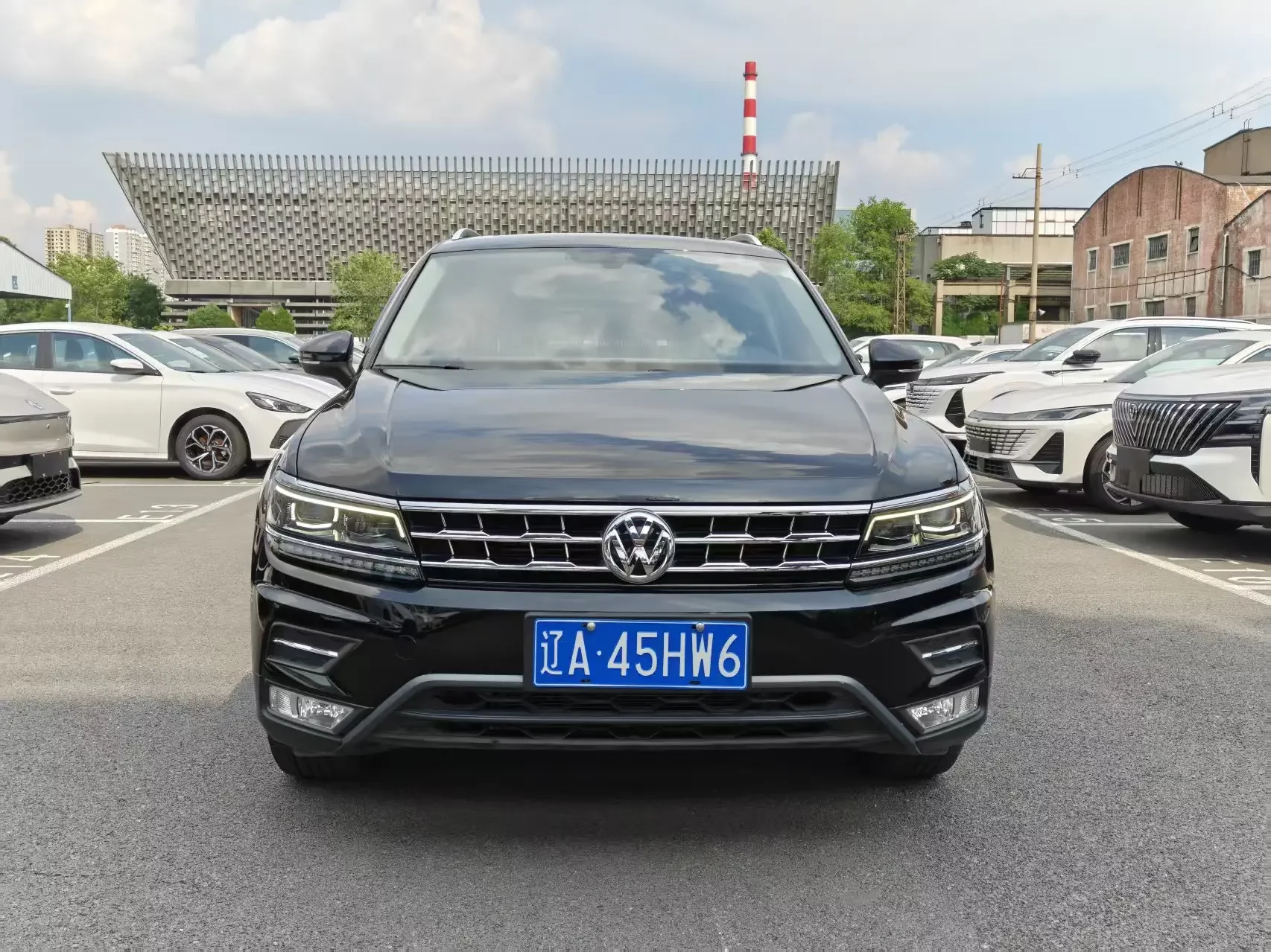 Volkswagen Tiguan L