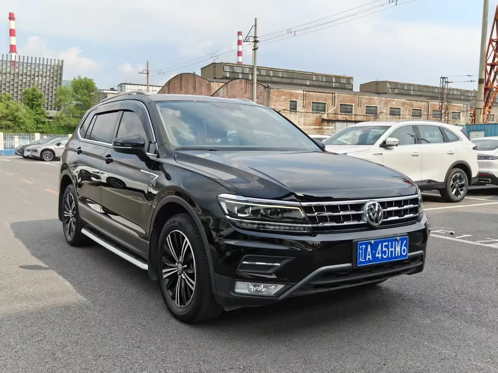 Volkswagen Tiguan L