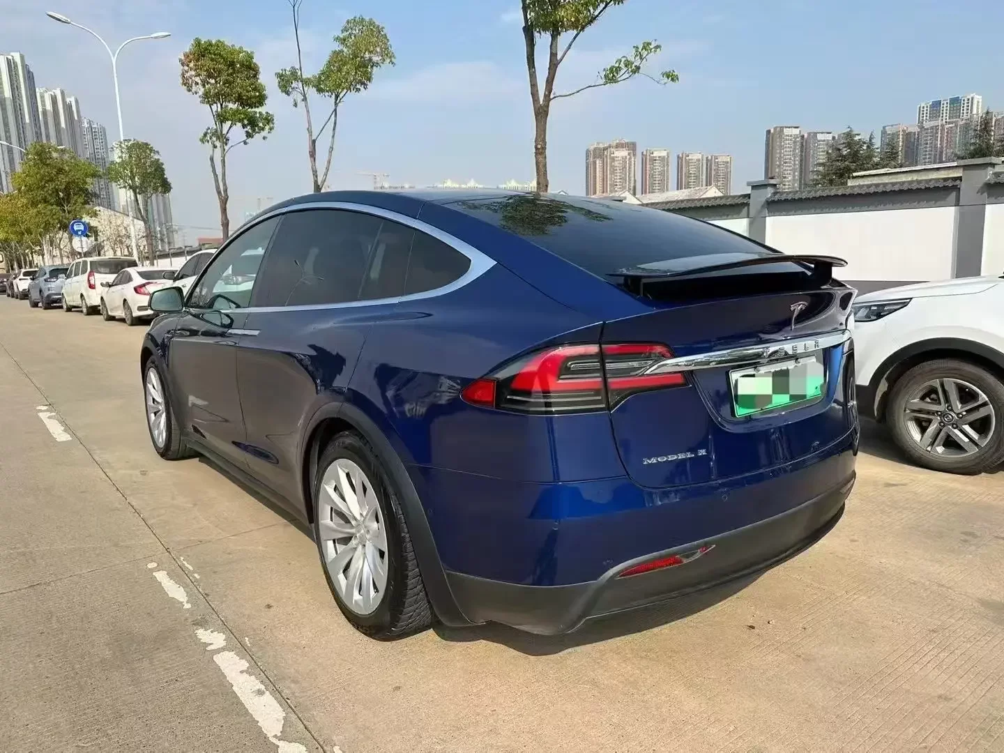 Tesla Model X