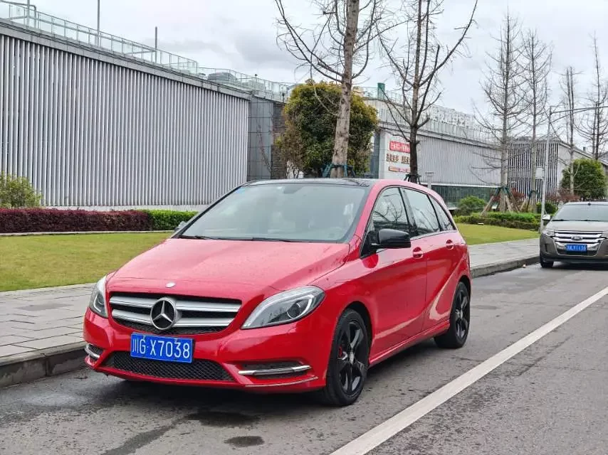 Mercedes-Benz B Class