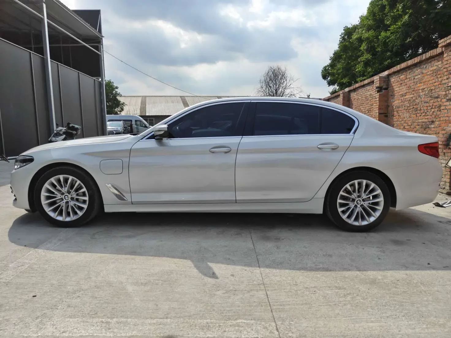 BMW 5 Series PHEV