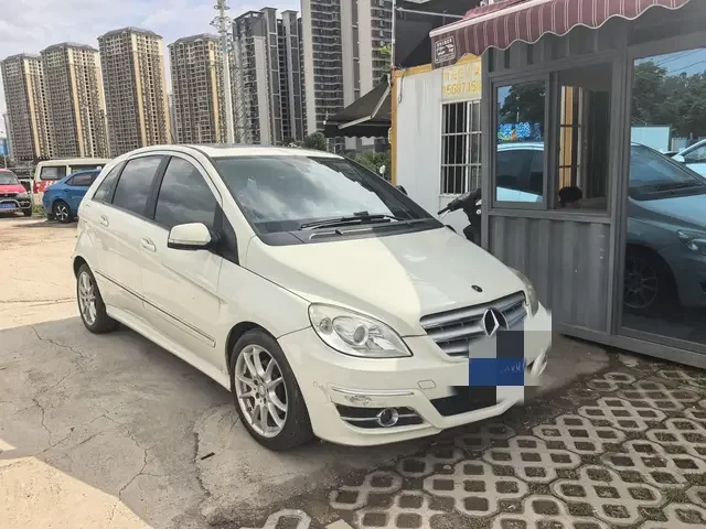 Mercedes-Benz B Class