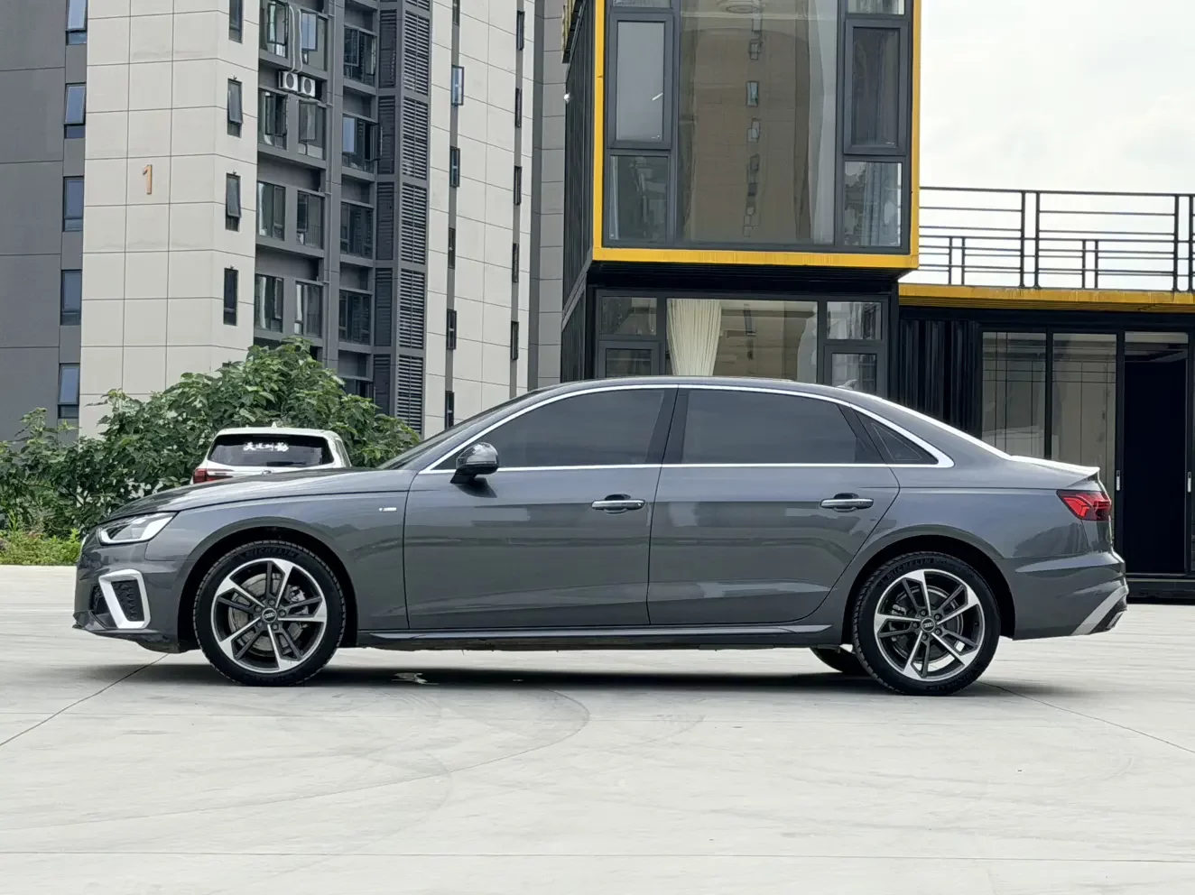 Audi A4L