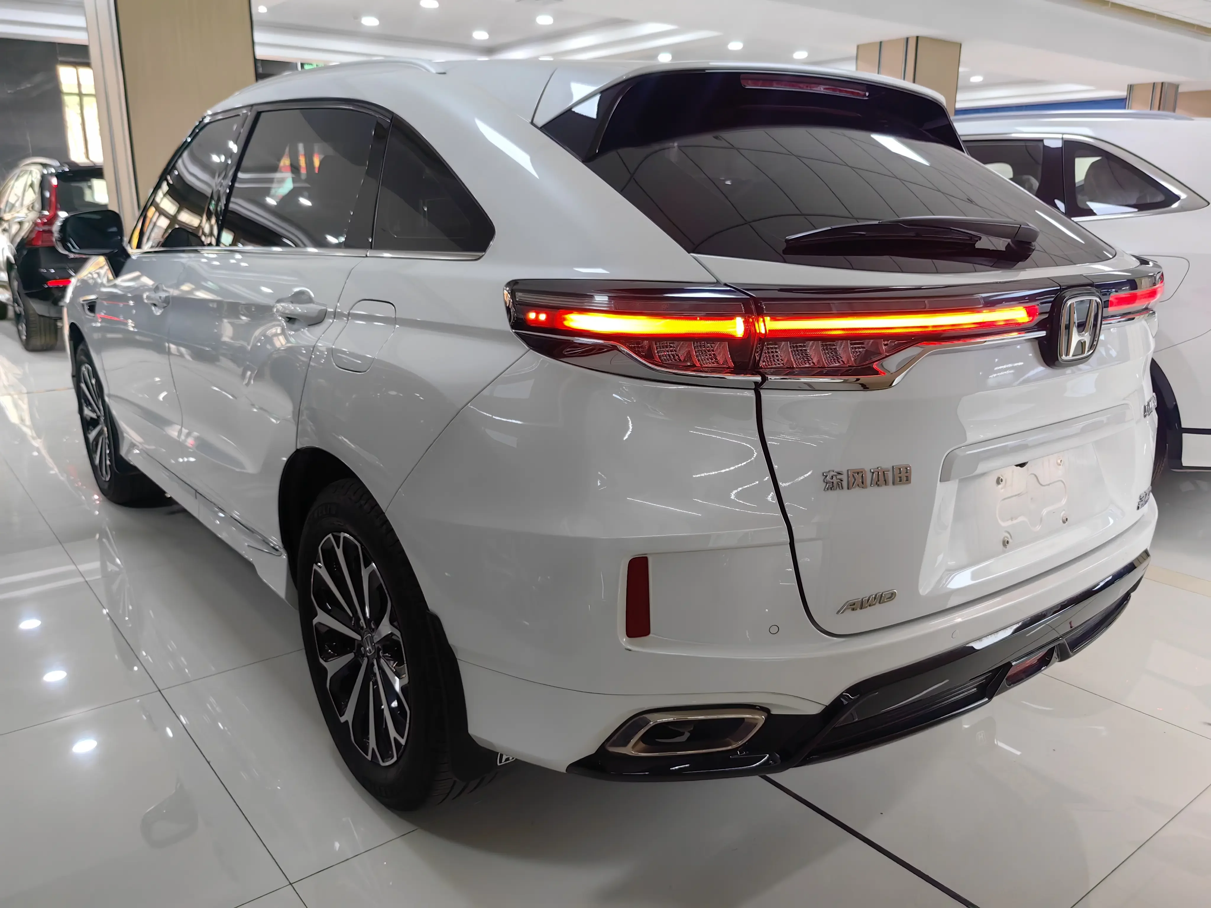 Honda UR-V