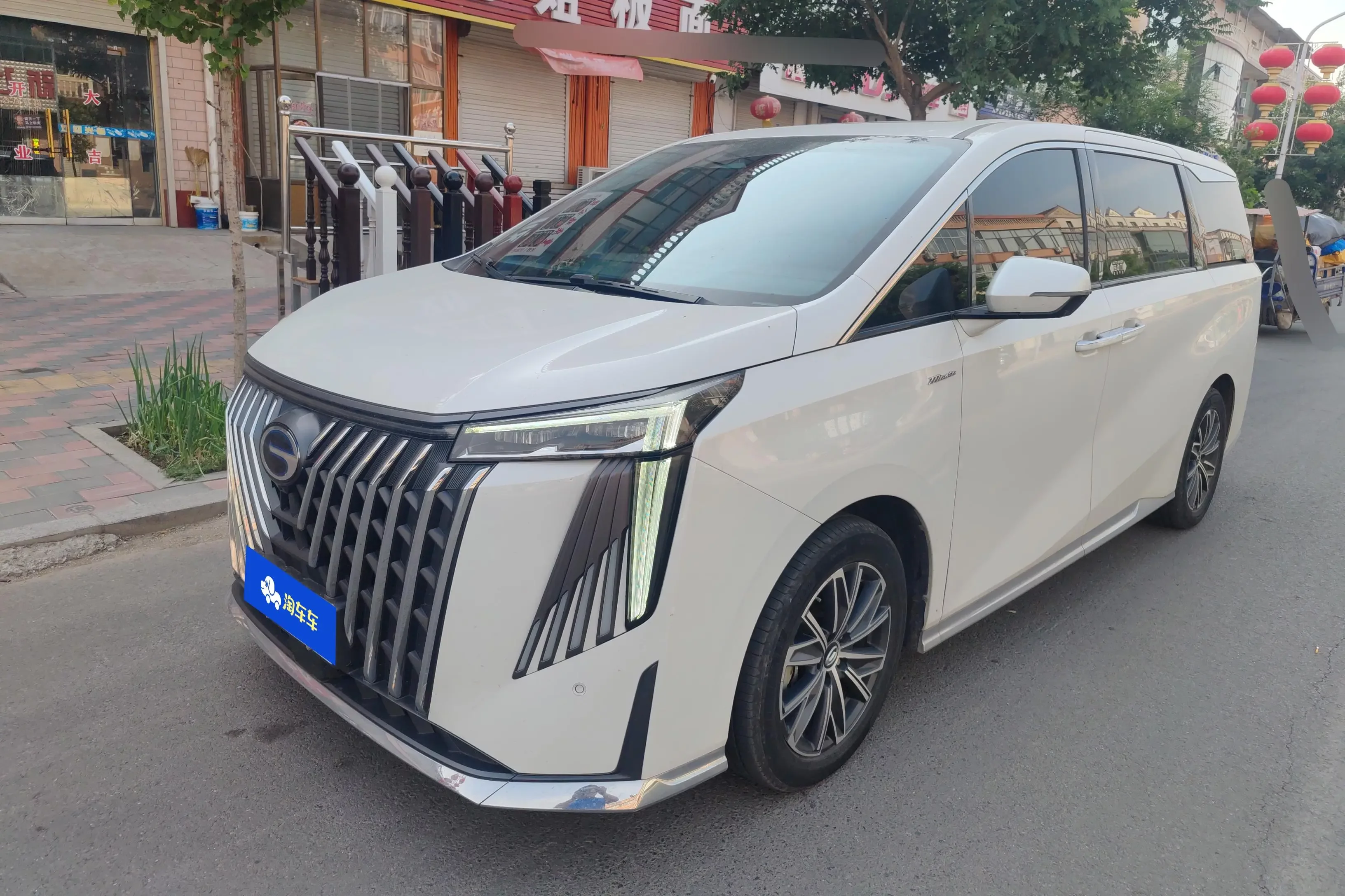 GAC Trumpchi M8