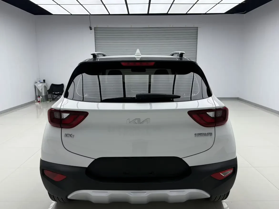 Kia KX1