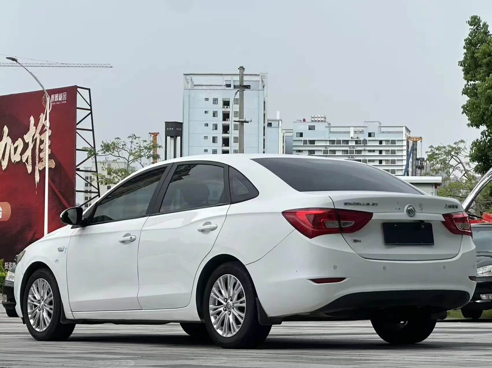 Buick Yinglang