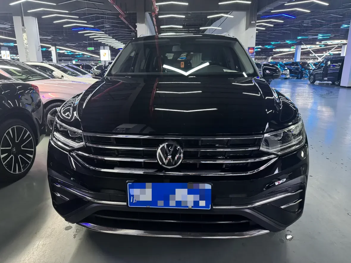 Volkswagen Tiguan L