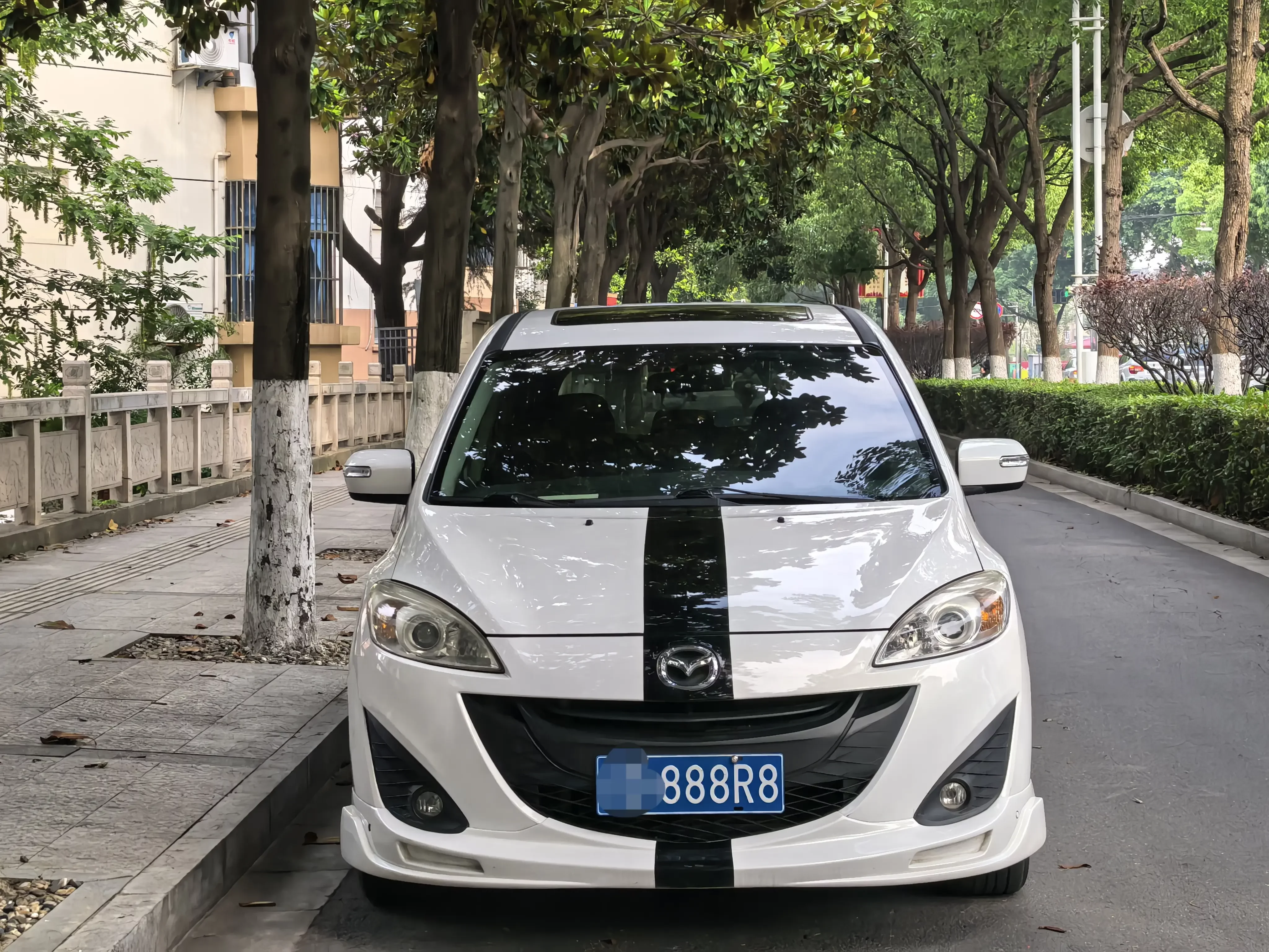 Mazda 5