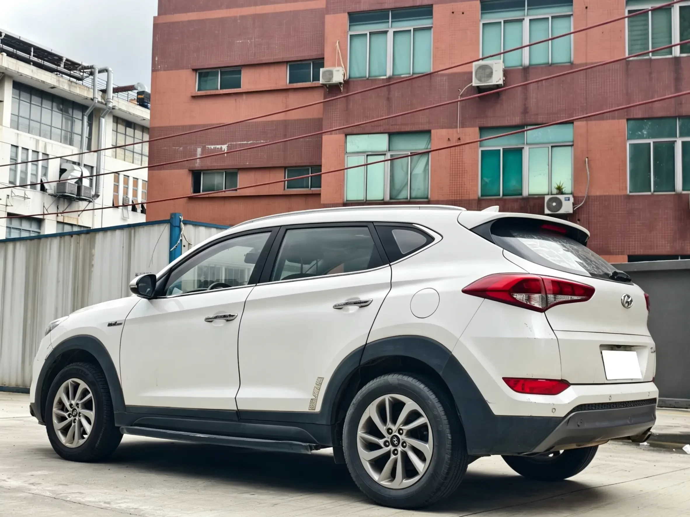 Hyundai Tucson L