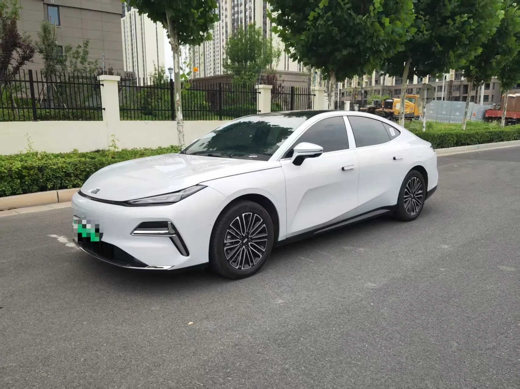 Geely Galaxy Star 8 PHEV