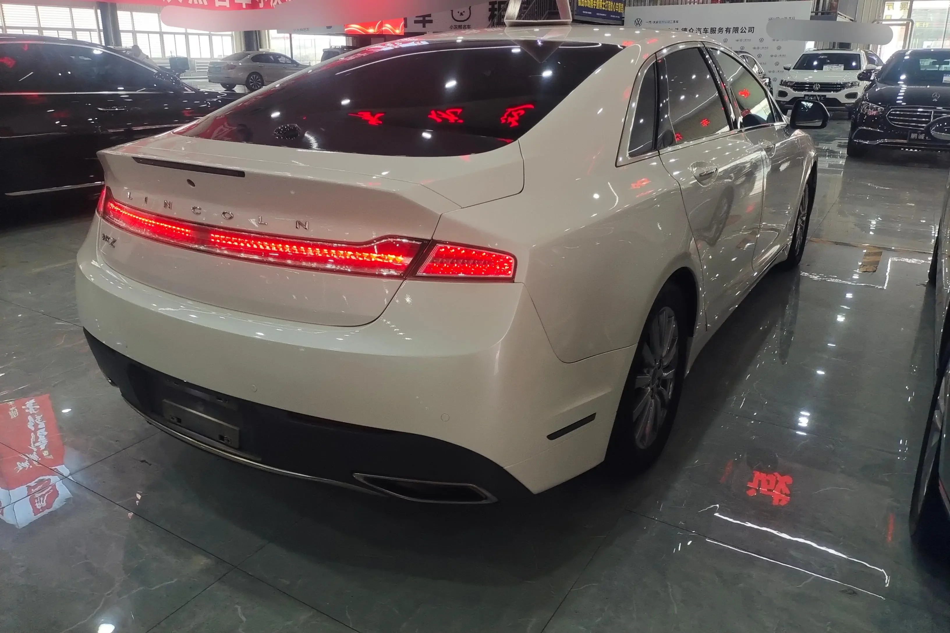 Lincoln MKZ