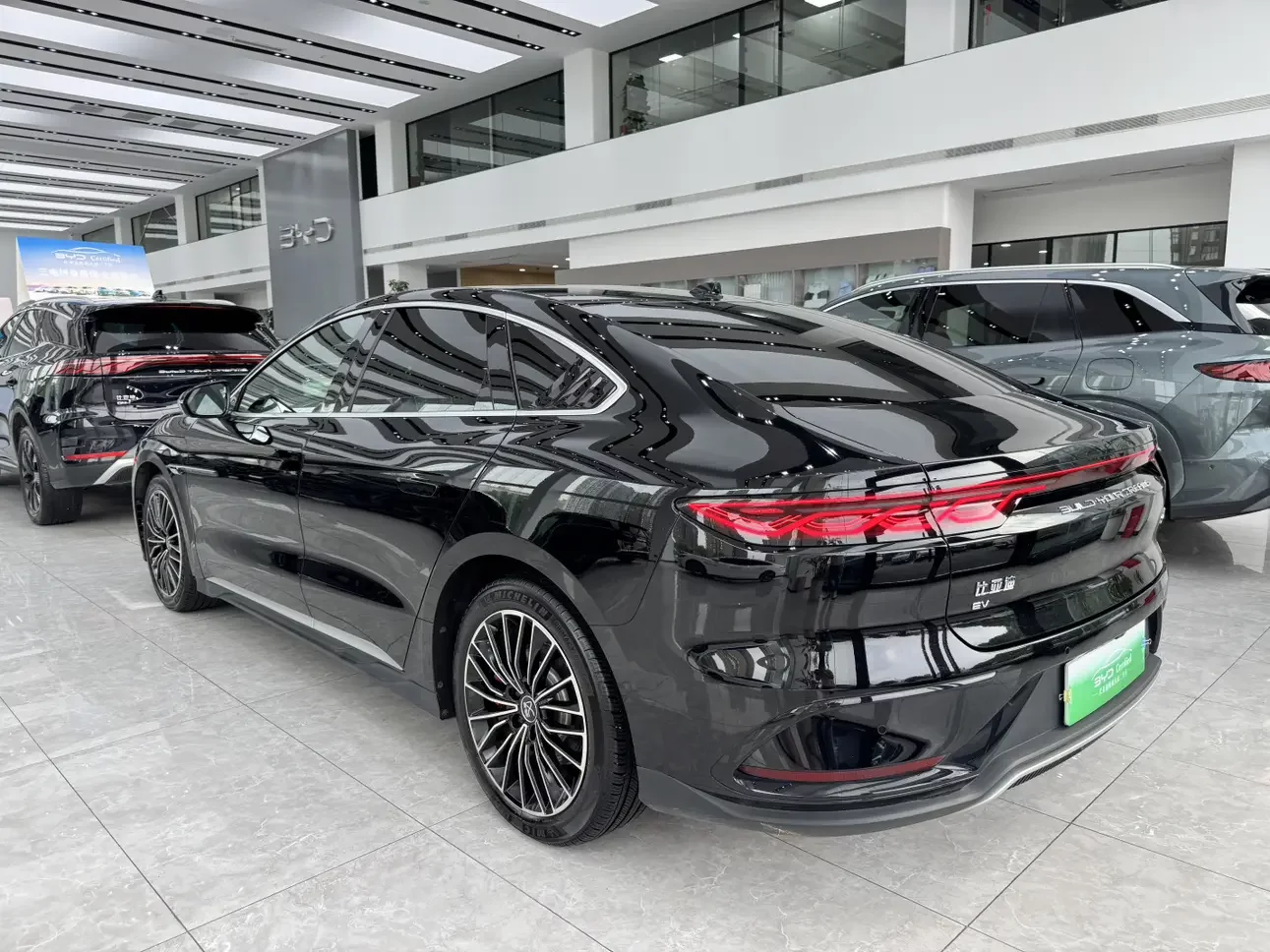 BYD Han EV