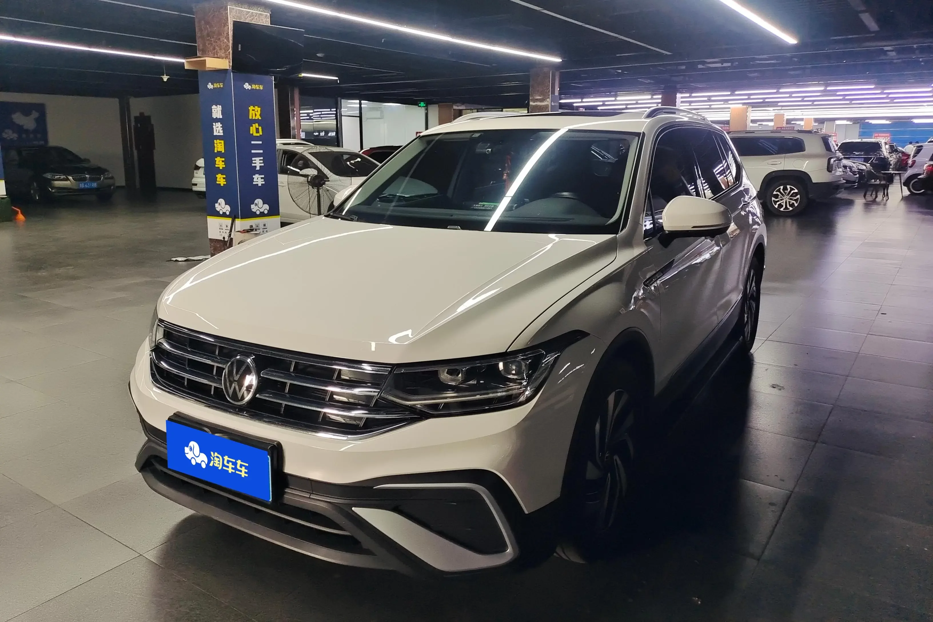 Volkswagen Tiguan L