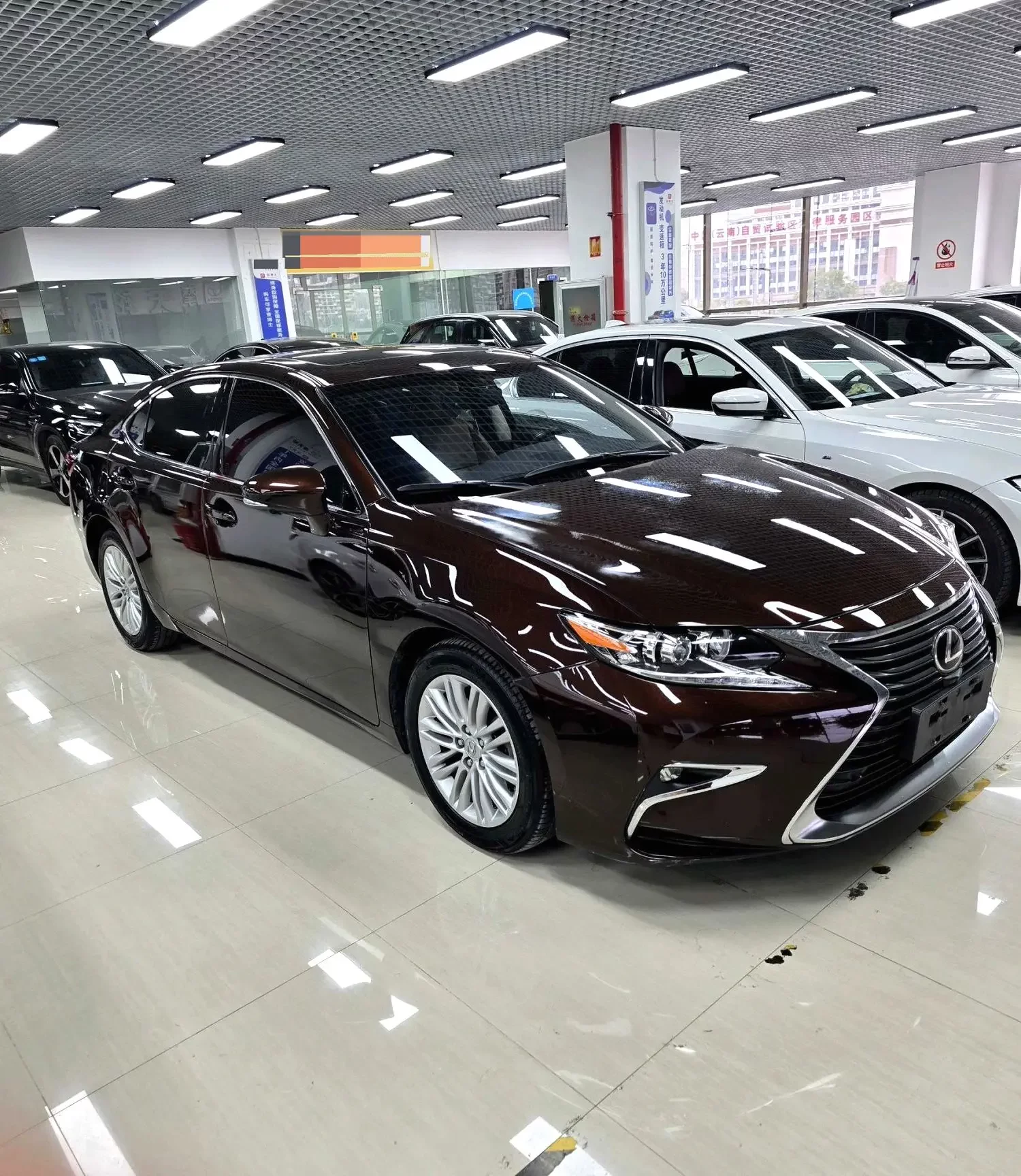 Lexus ES