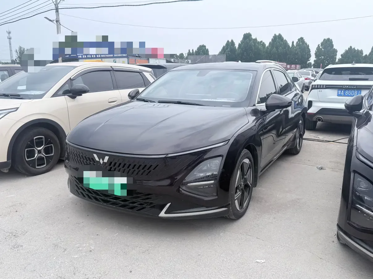 Wuling Starlight PHEV
