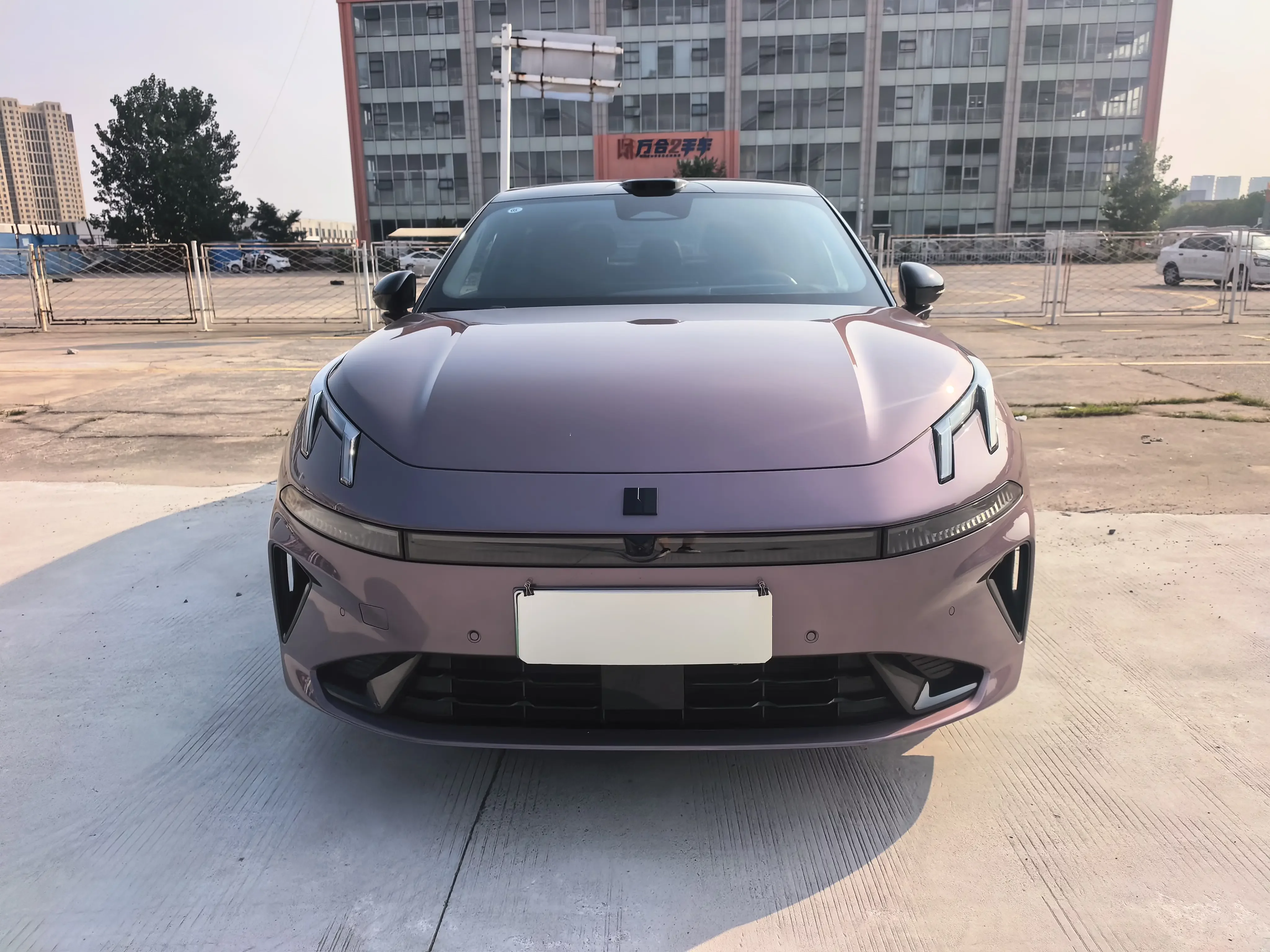 Lynk & Co 07 EM-P