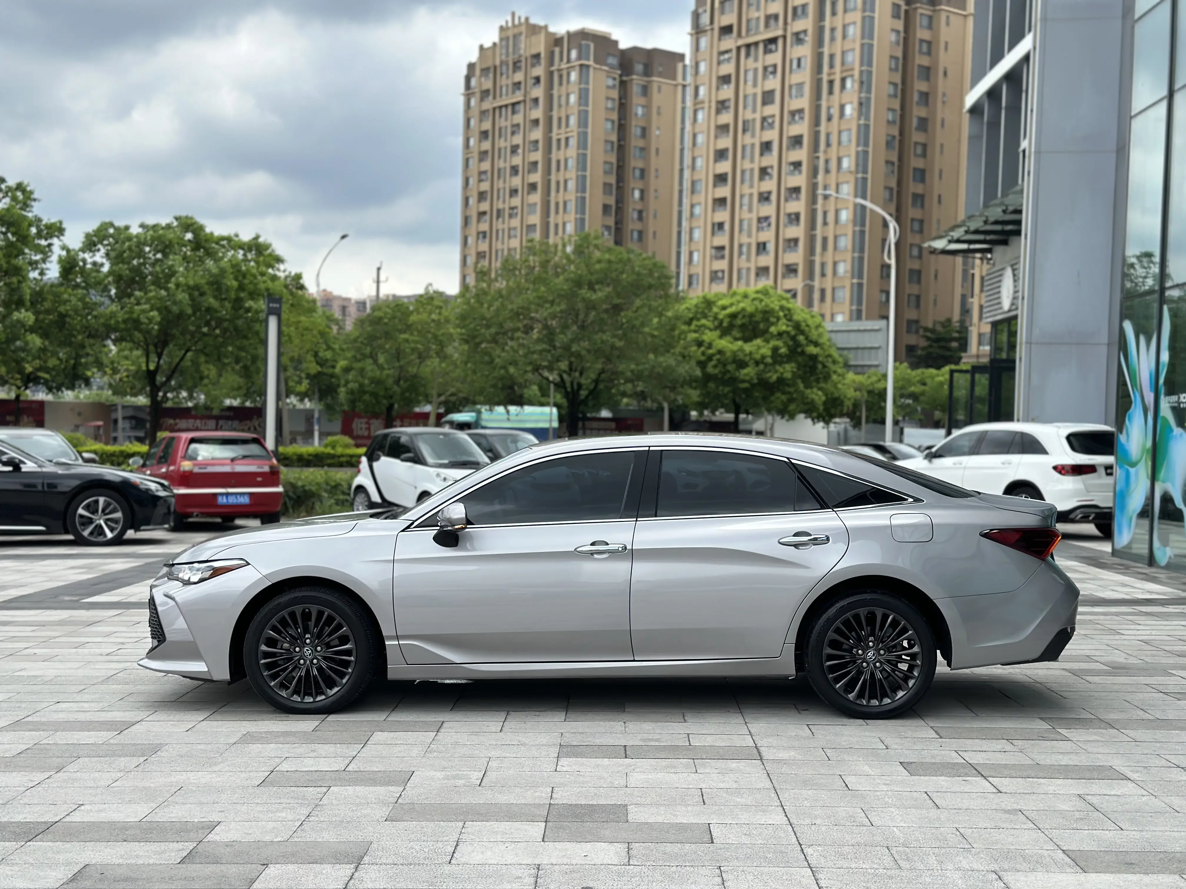 Toyota Avalon