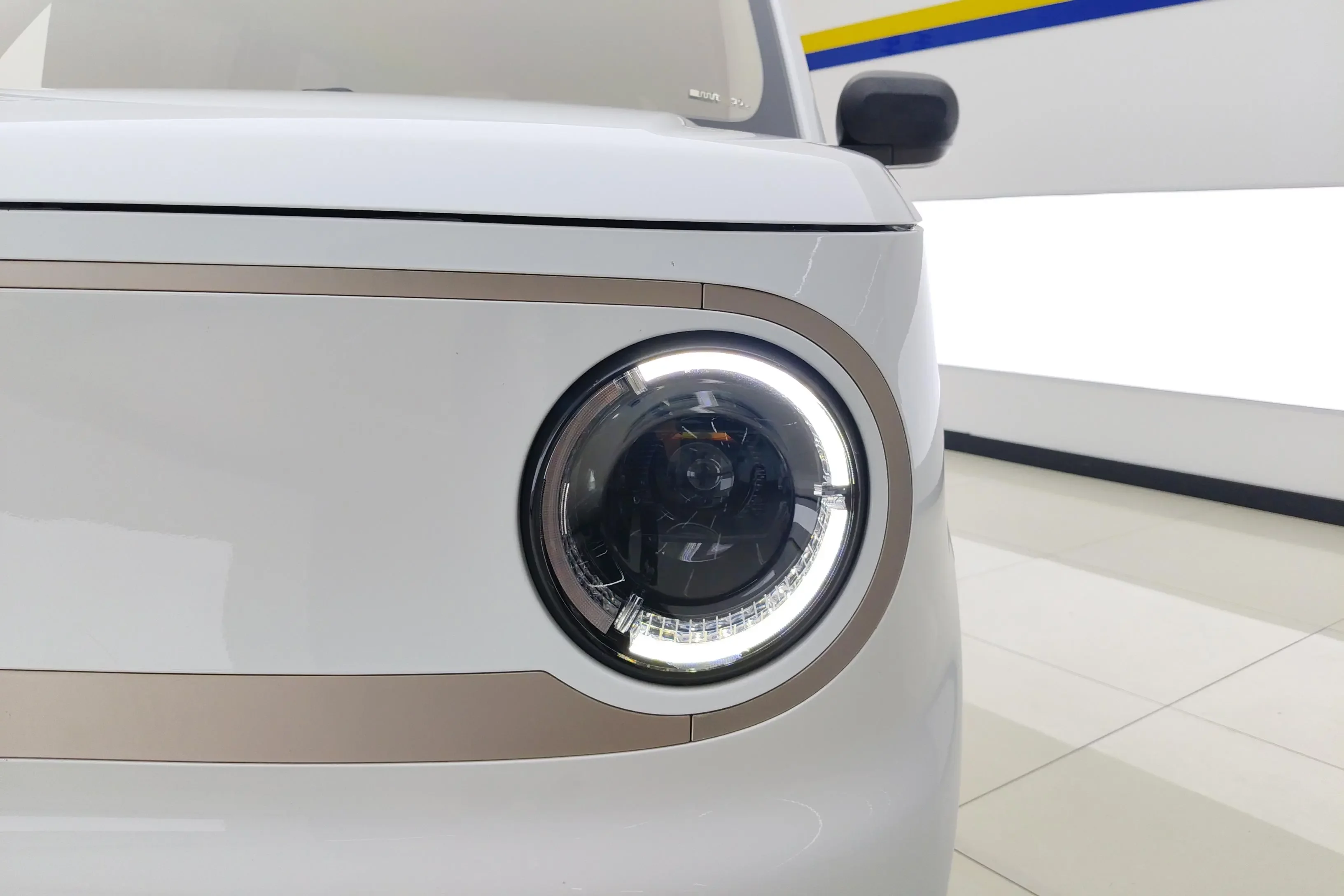 Geely panda