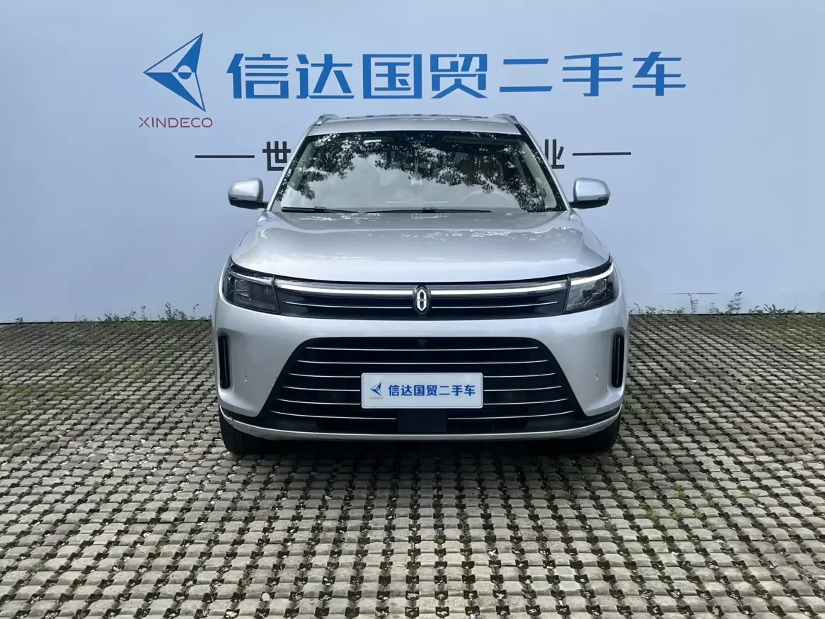 AITO M7