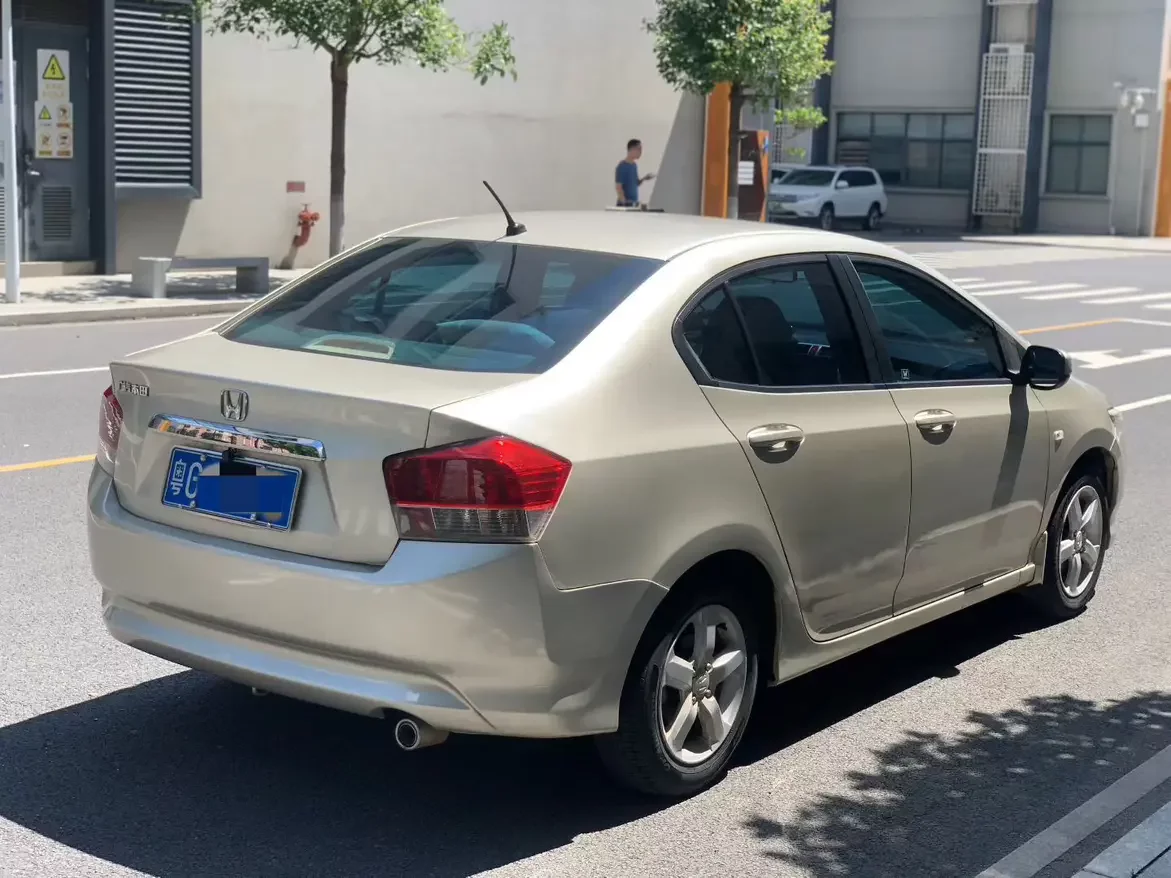 Honda Avant-garde classic